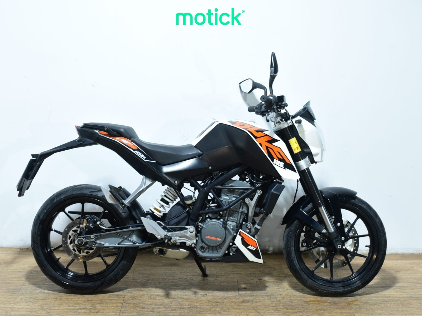 KTM DUKE 125