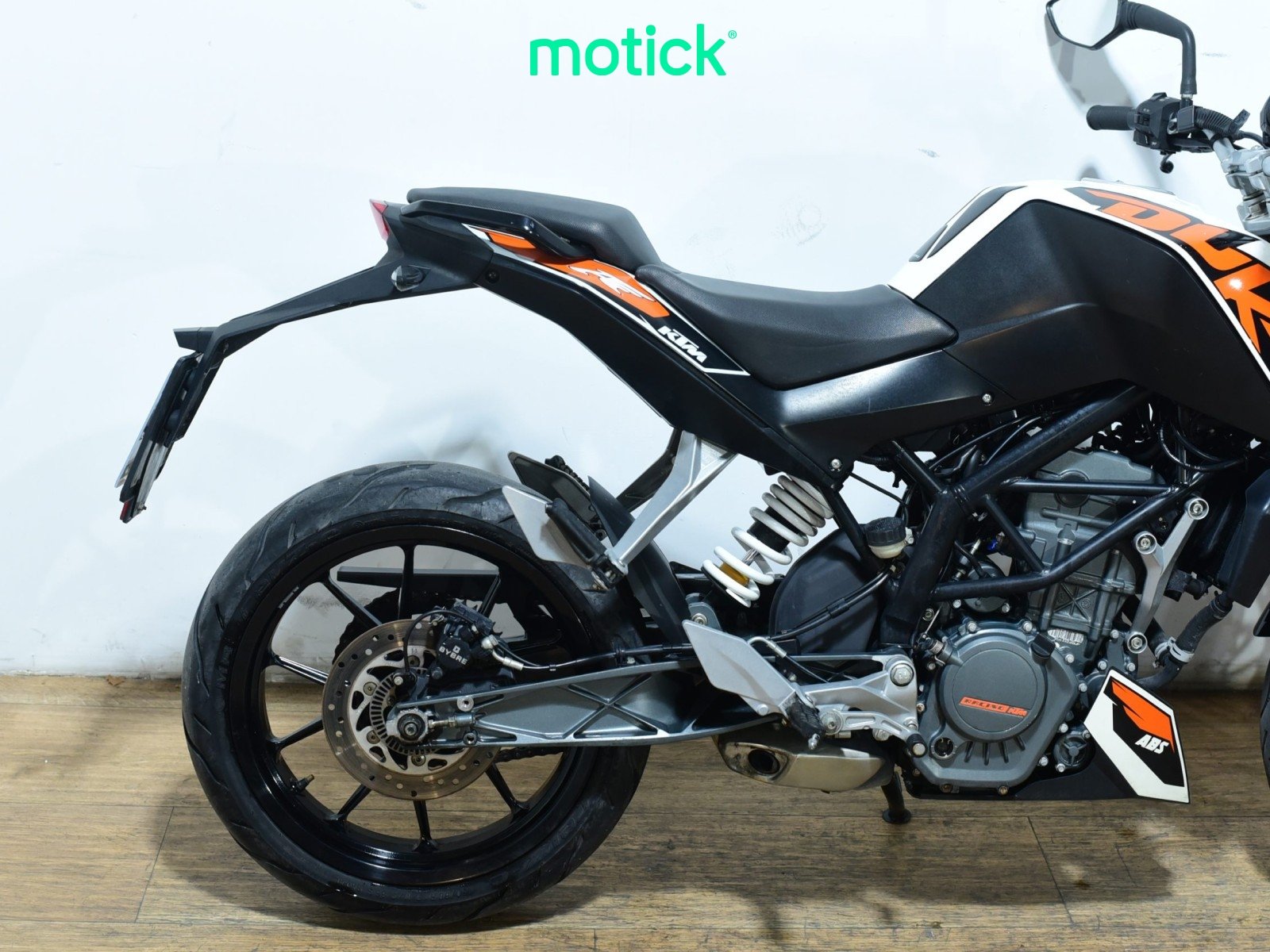 KTM DUKE 125