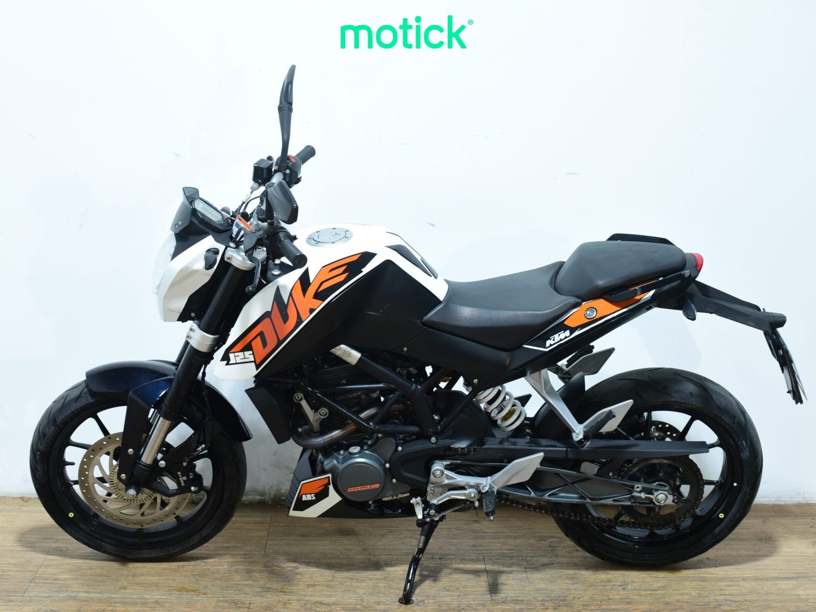KTM DUKE 125