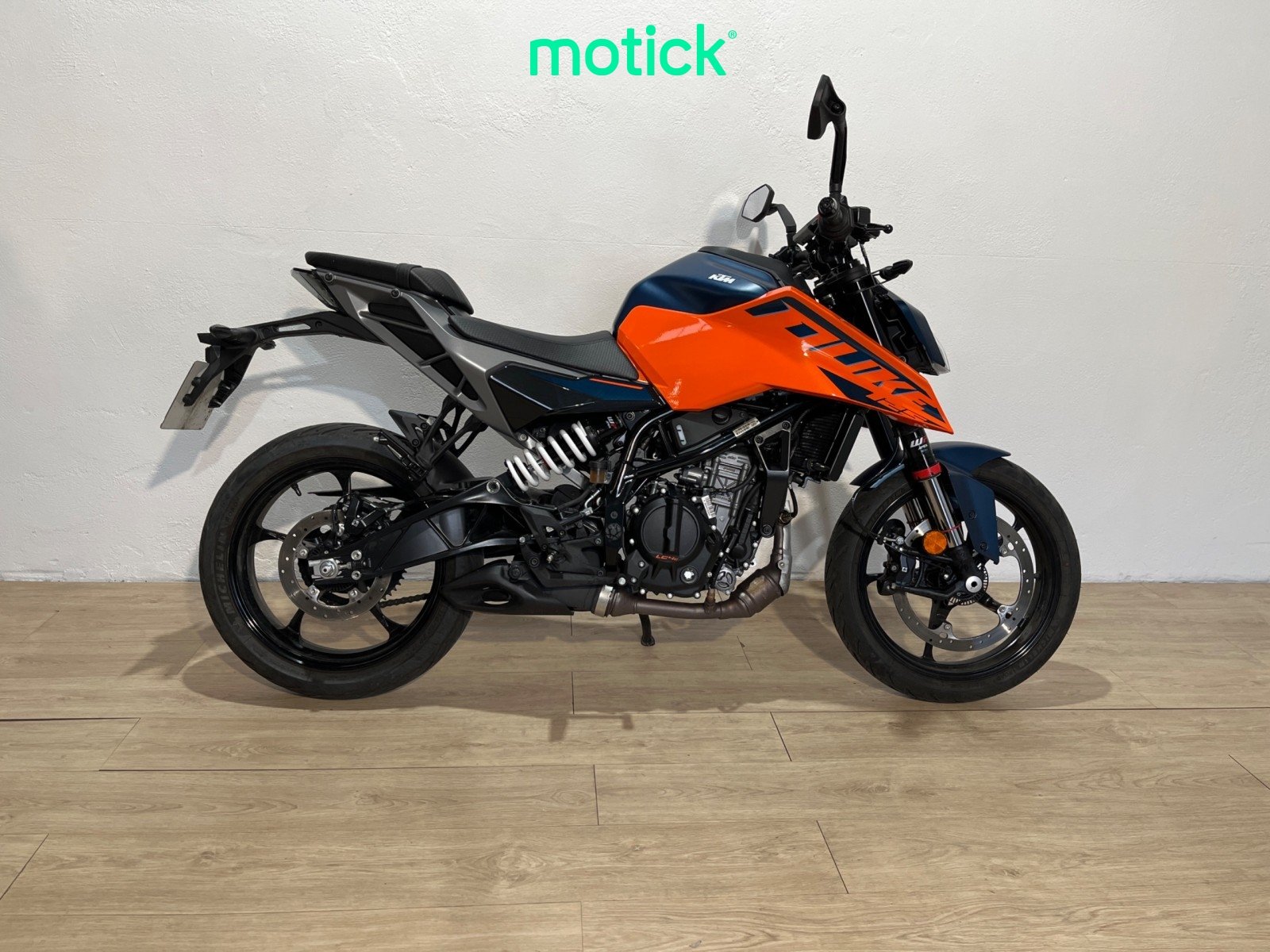 KTM DUKE 125