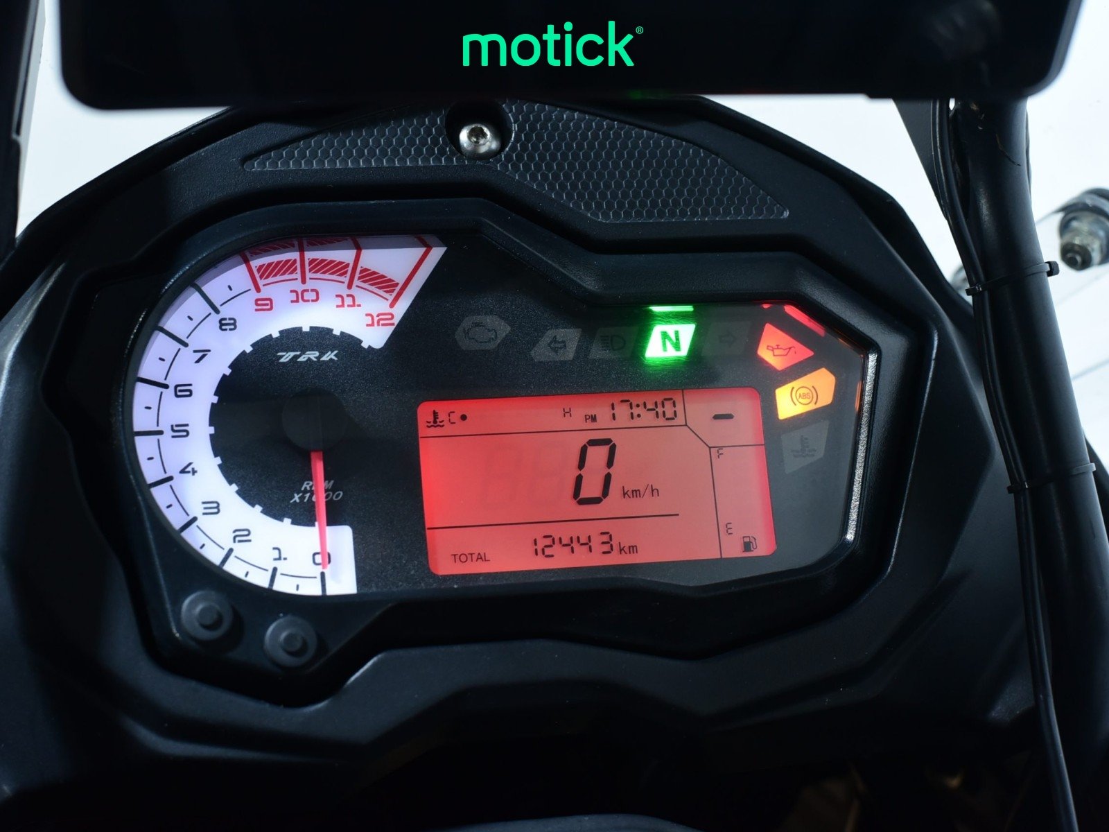BENELLI TRK 502 X (TOP CASE)