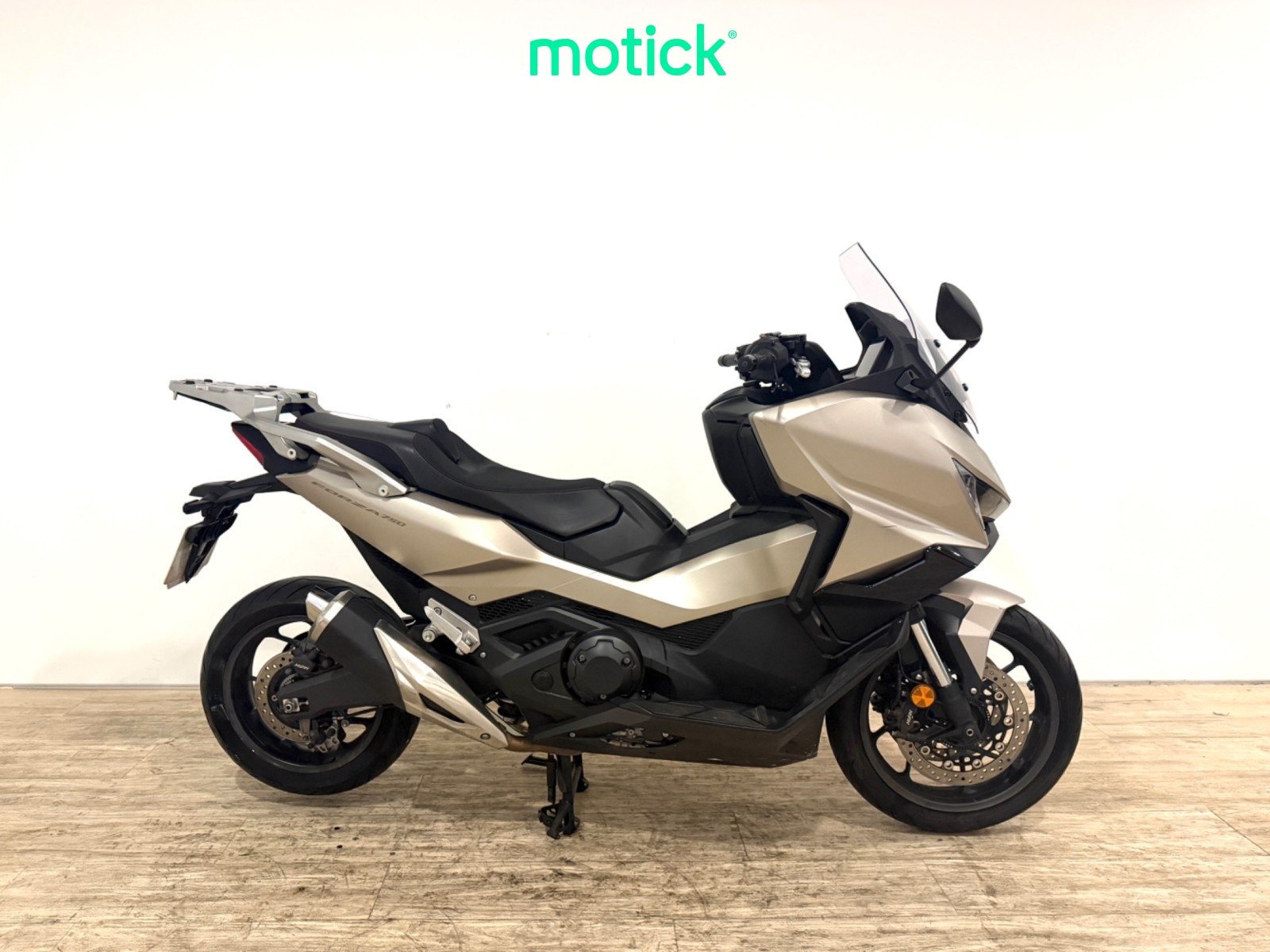 HONDA FORZA 750