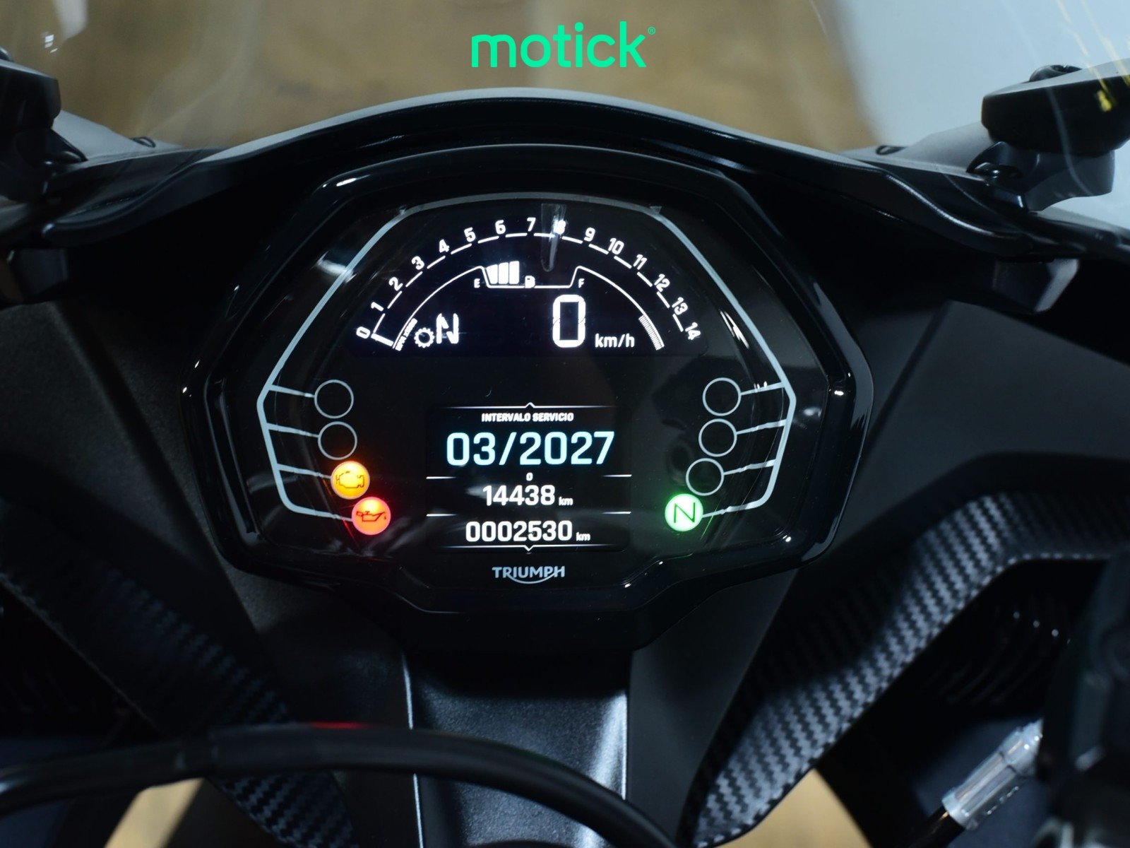 TRIUMPH DAYTONA 660 (QUICKSHIFTER)