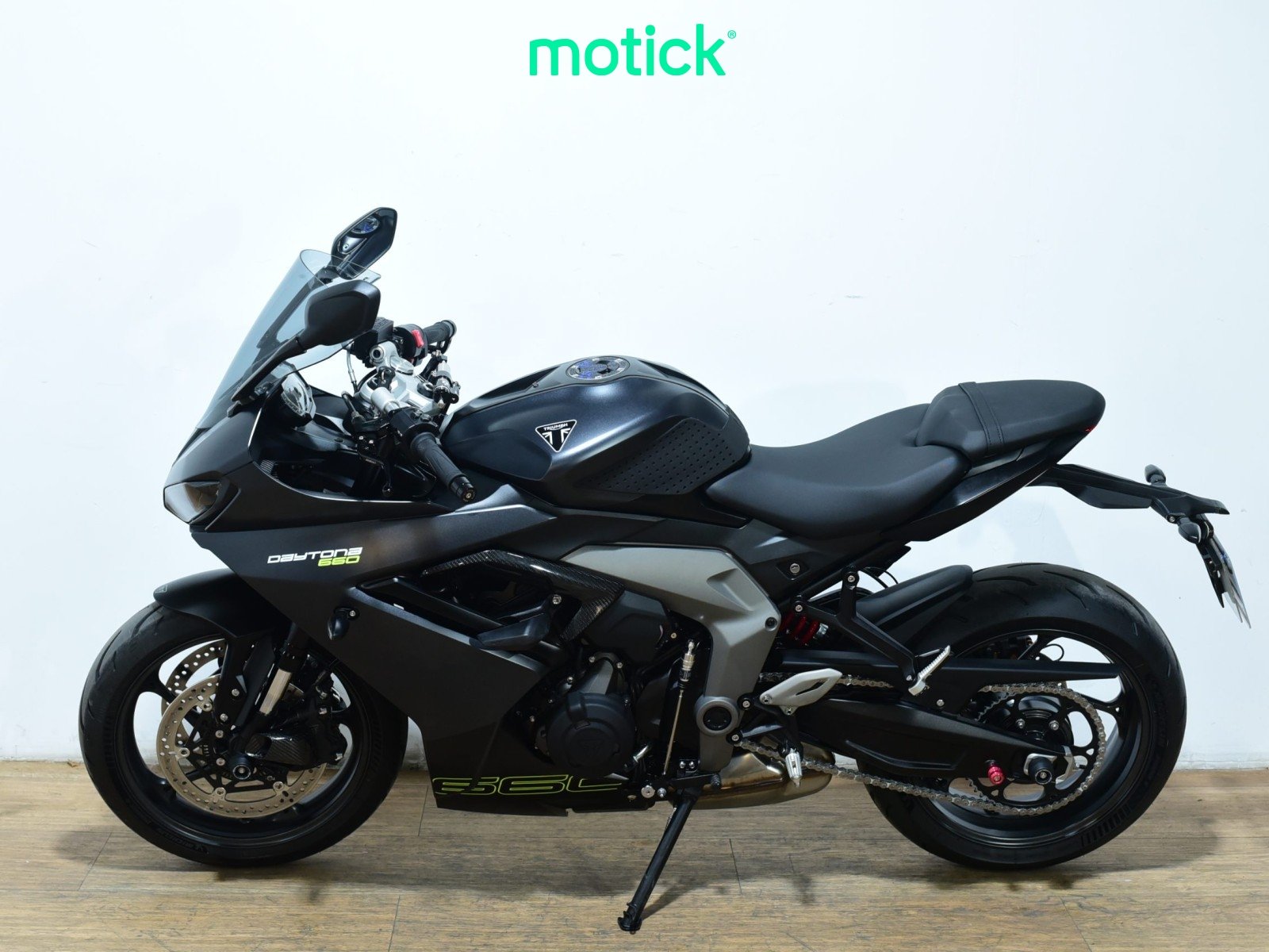 TRIUMPH DAYTONA 660 (QUICKSHIFTER)