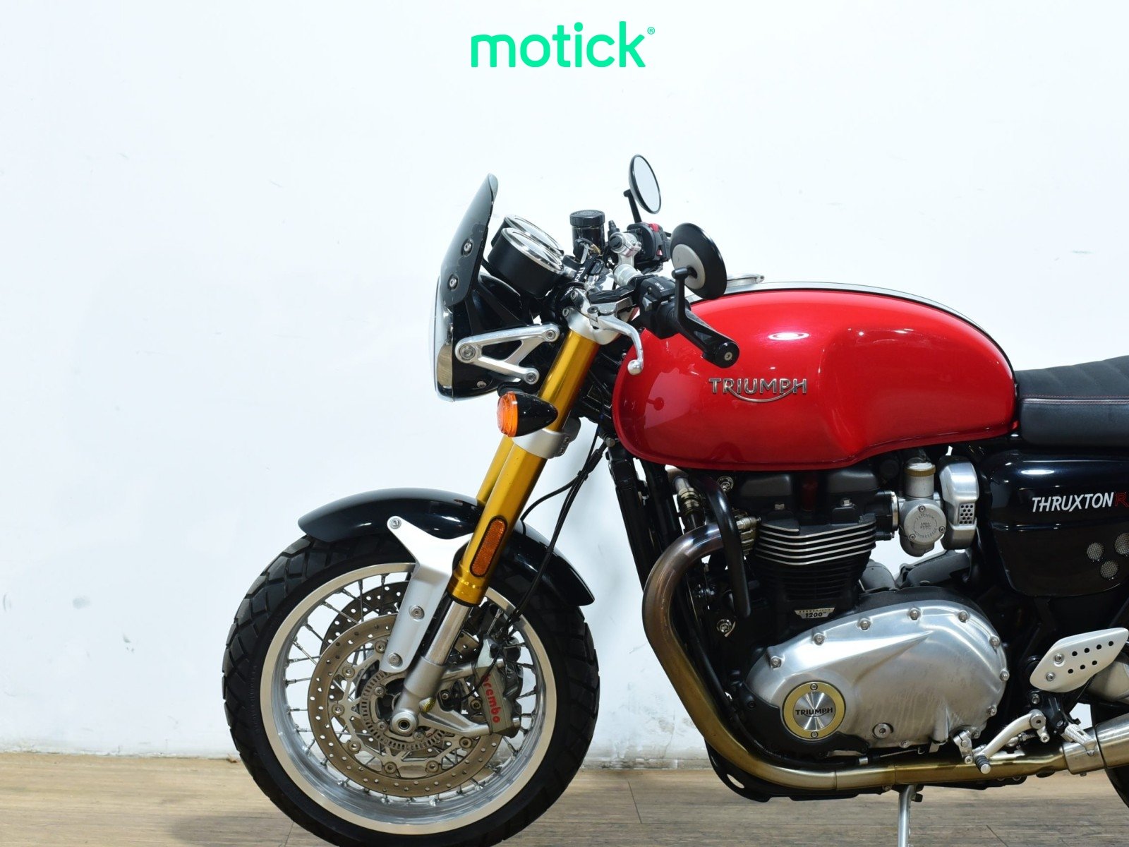 TRIUMPH THRUXTON 1200 R