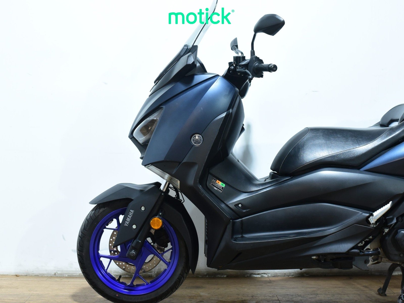 YAMAHA XMAX 125