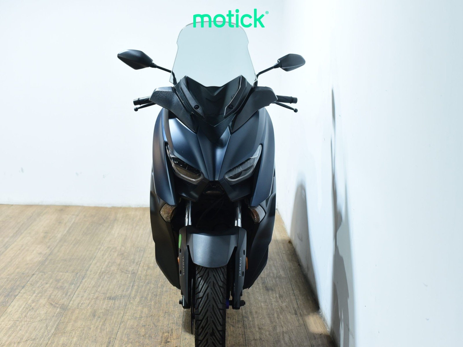 YAMAHA XMAX 125