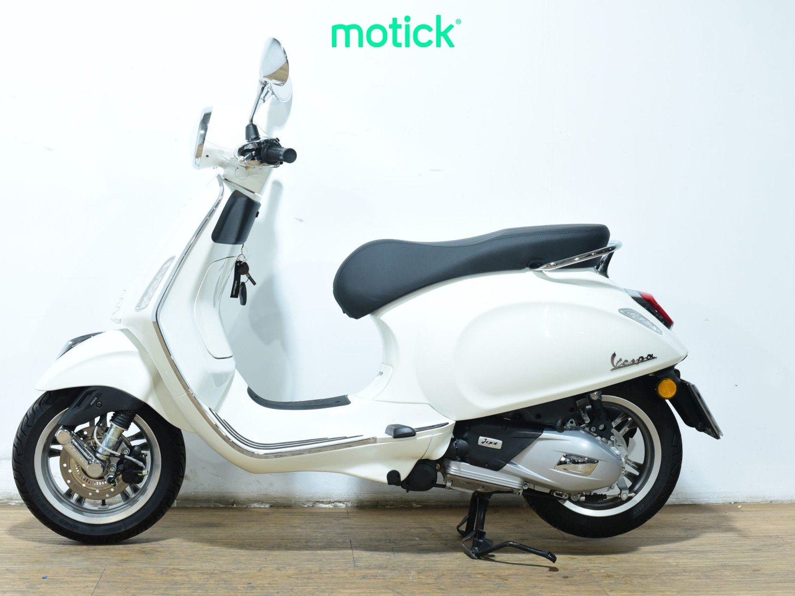 VESPA PRIMAVERA 125