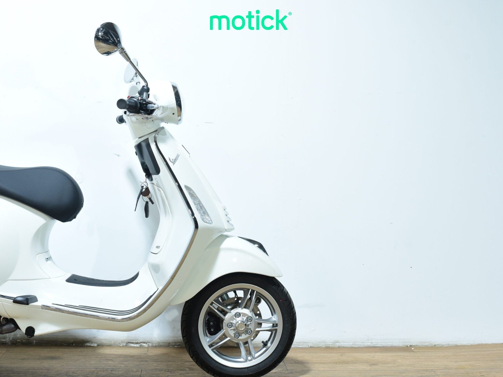 VESPA PRIMAVERA 125