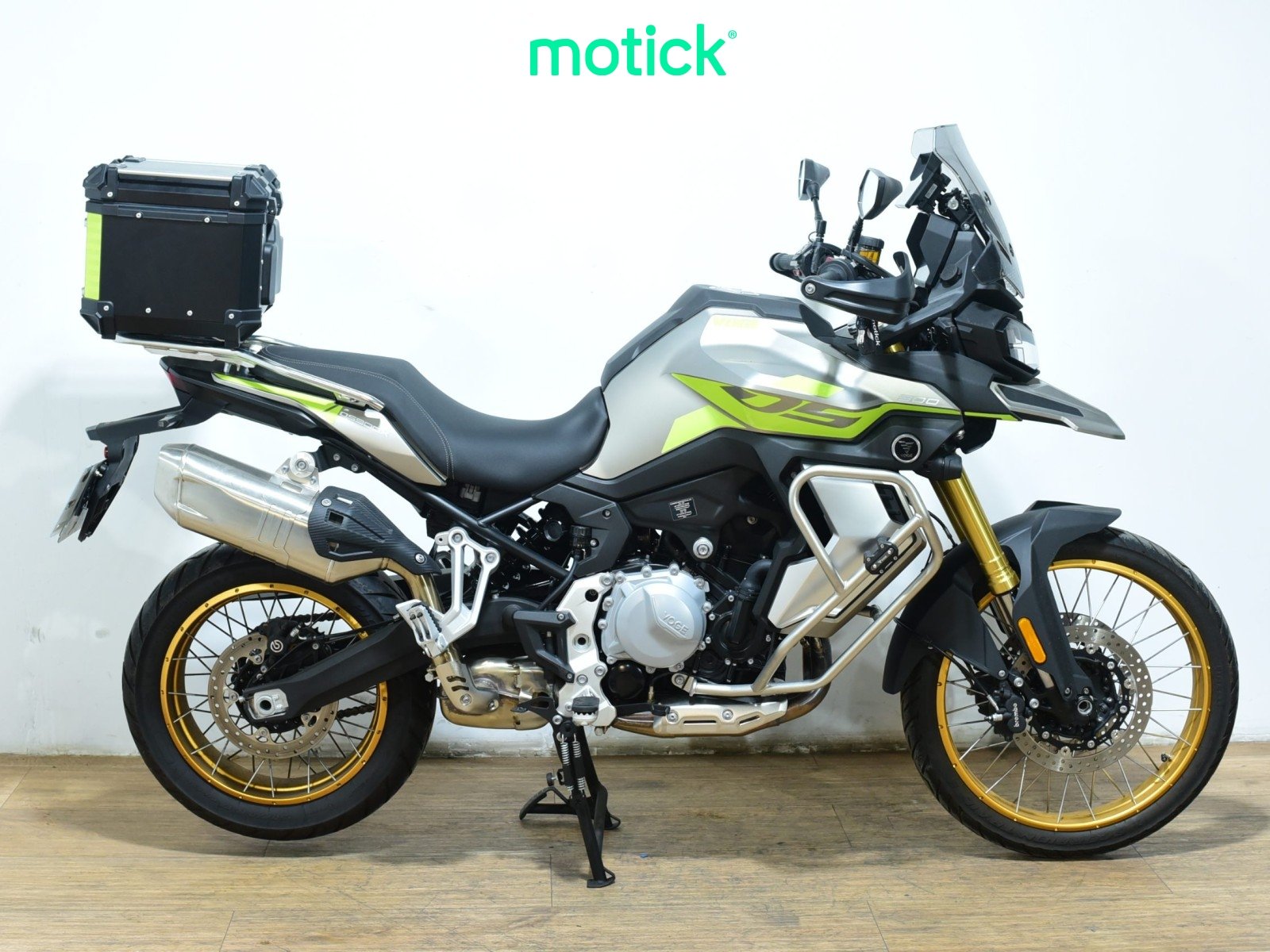 VOGE DS900X
