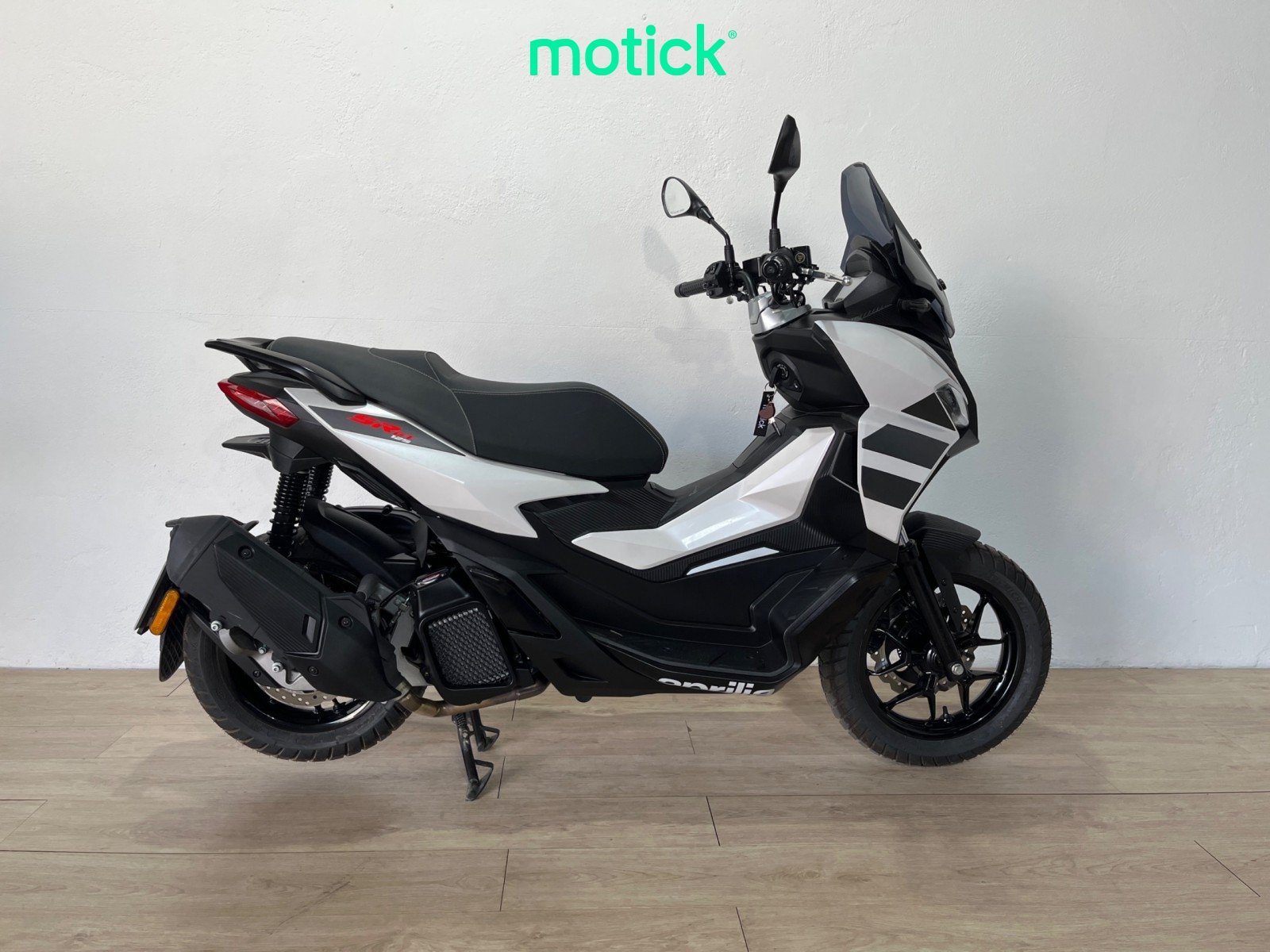 APRILIA SR GT 125 IVA DEDUCIBLE