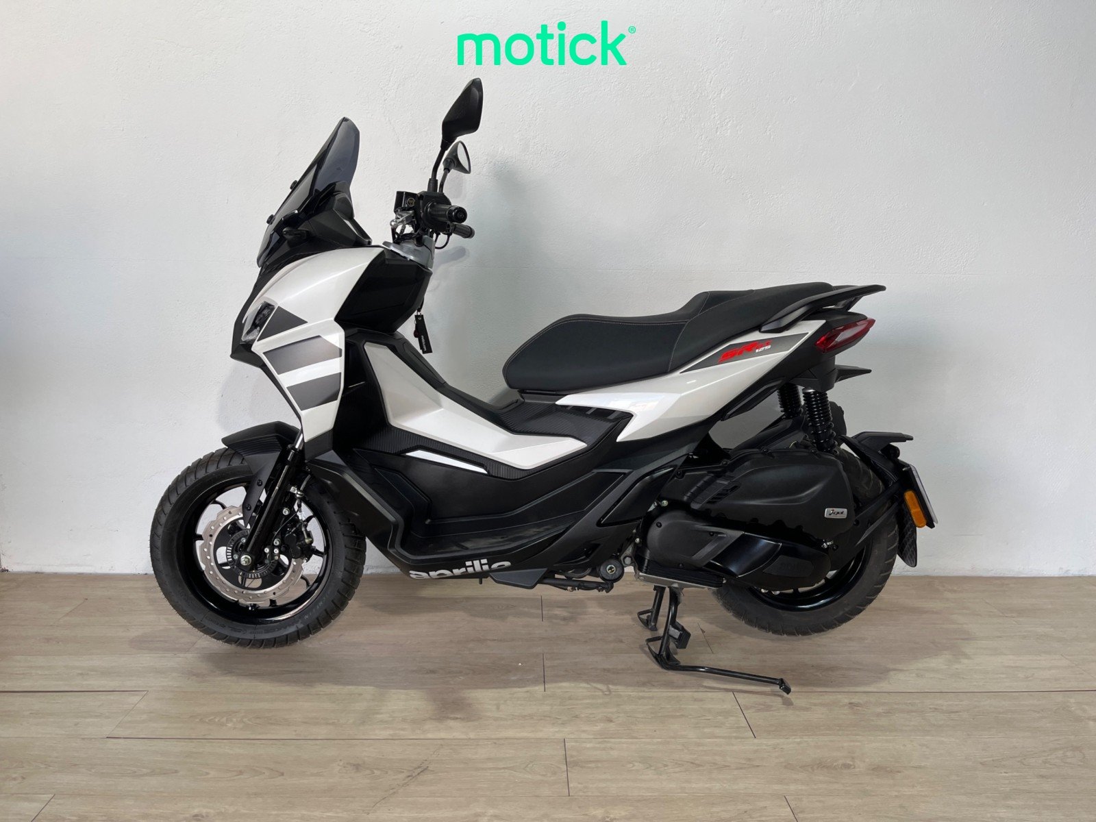 APRILIA SR GT 125 IVA DEDUCIBLE
