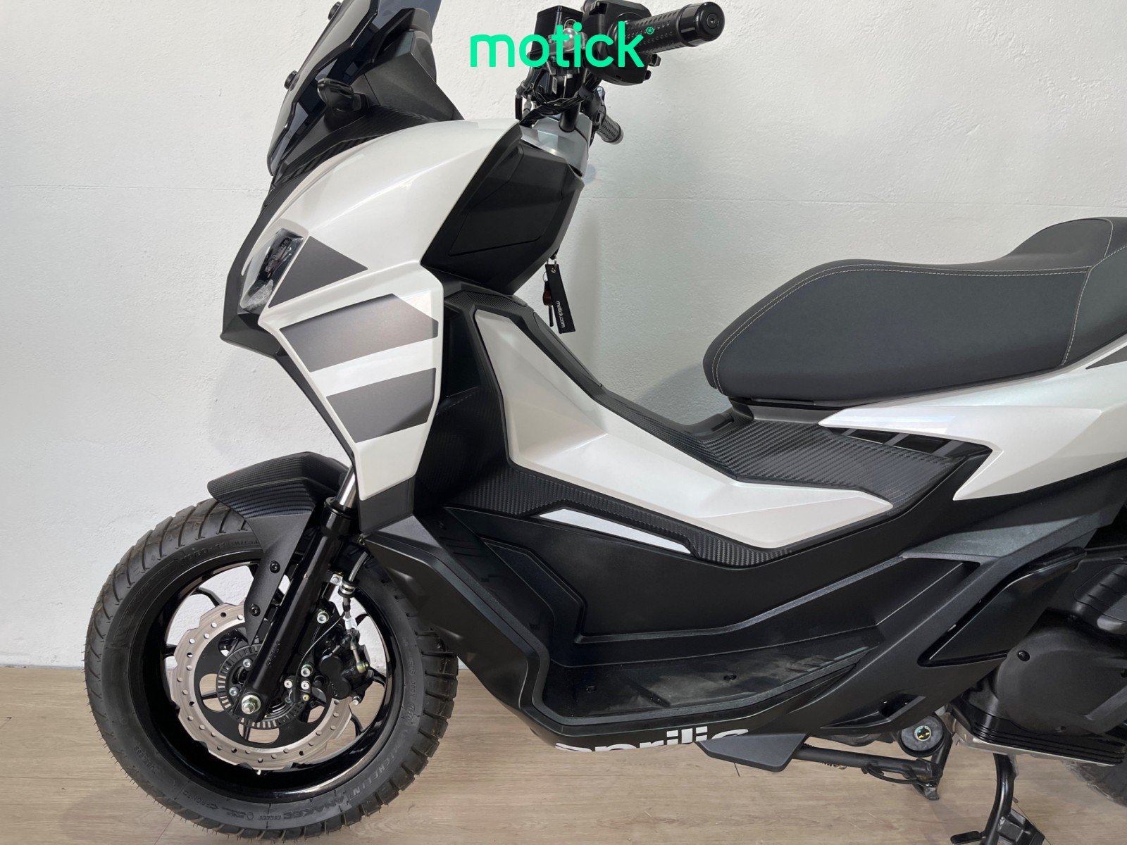 APRILIA SR GT 125 IVA DEDUCIBLE