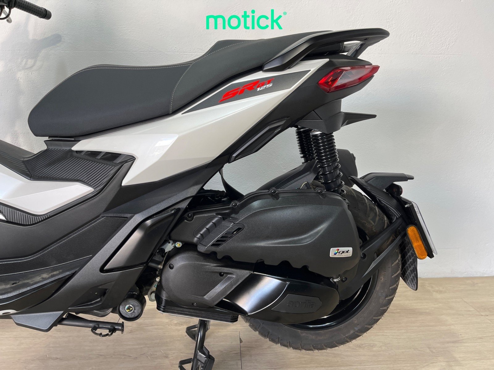 APRILIA SR GT 125 IVA DEDUCIBLE