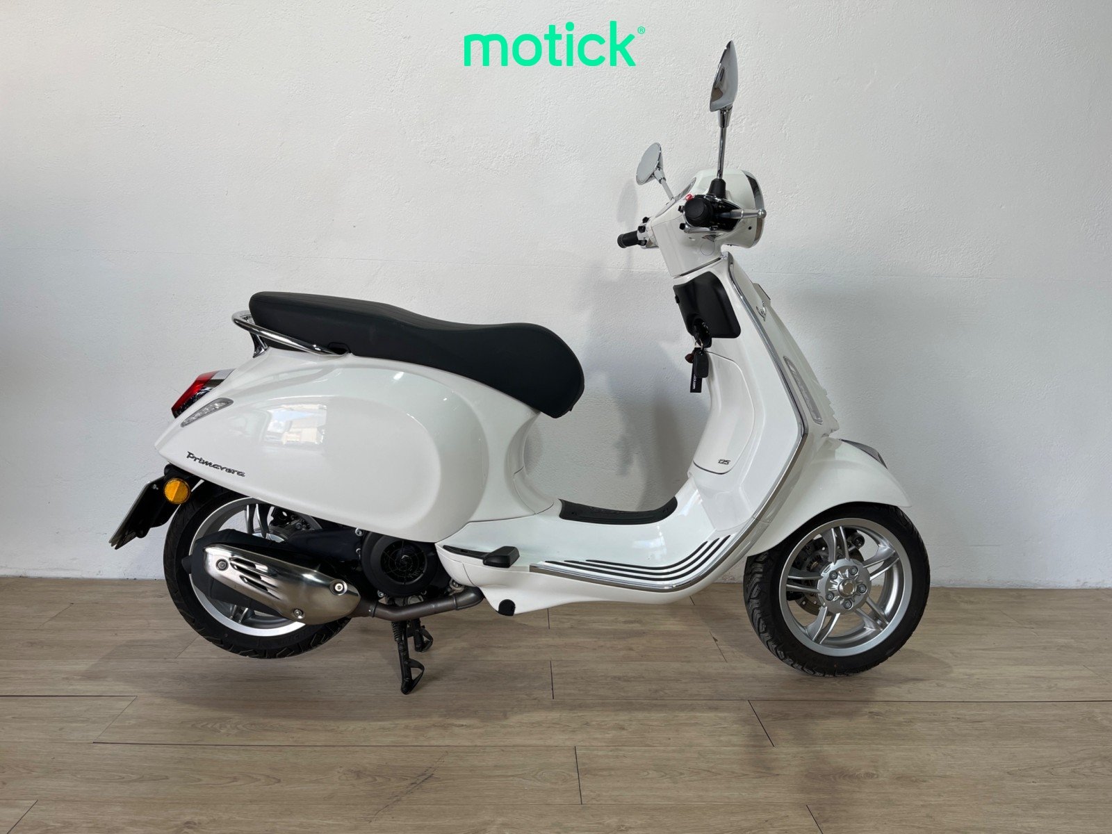 VESPA PRIMAVERA 125