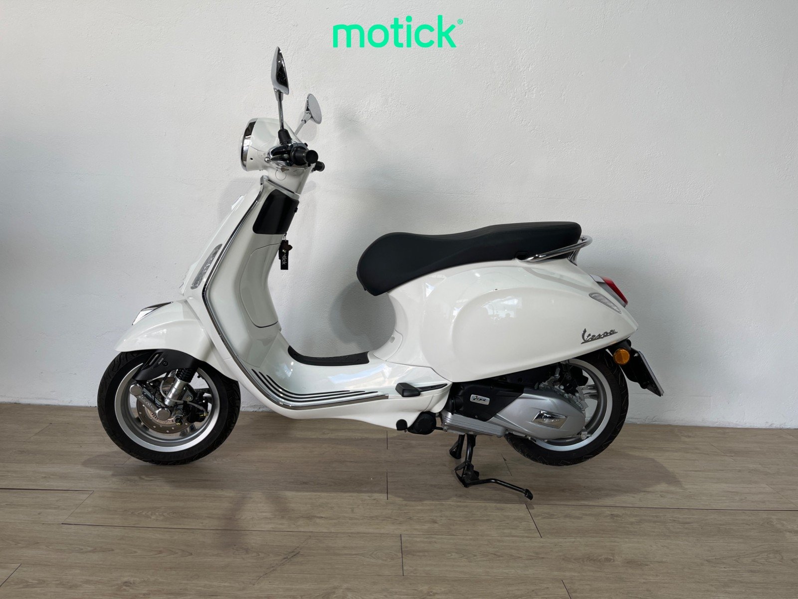 VESPA PRIMAVERA 125