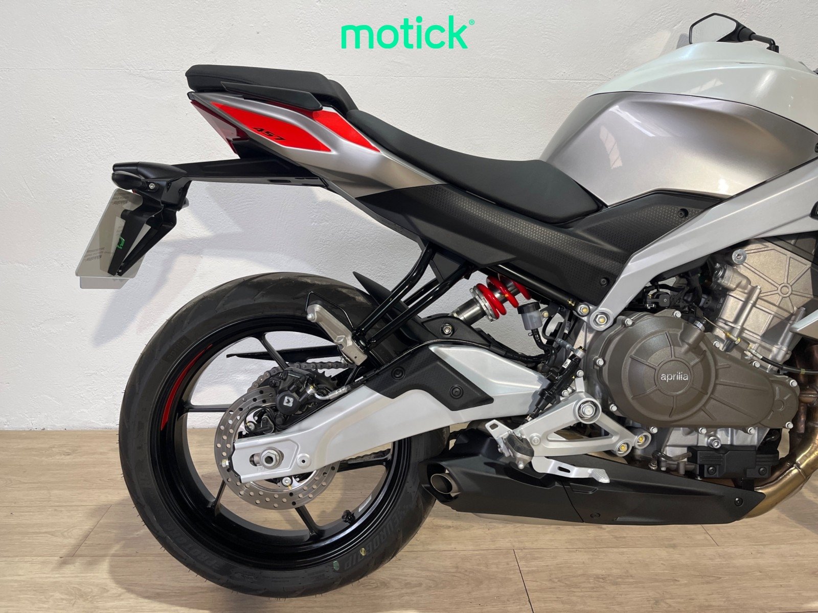 APRILIA TUONO 457