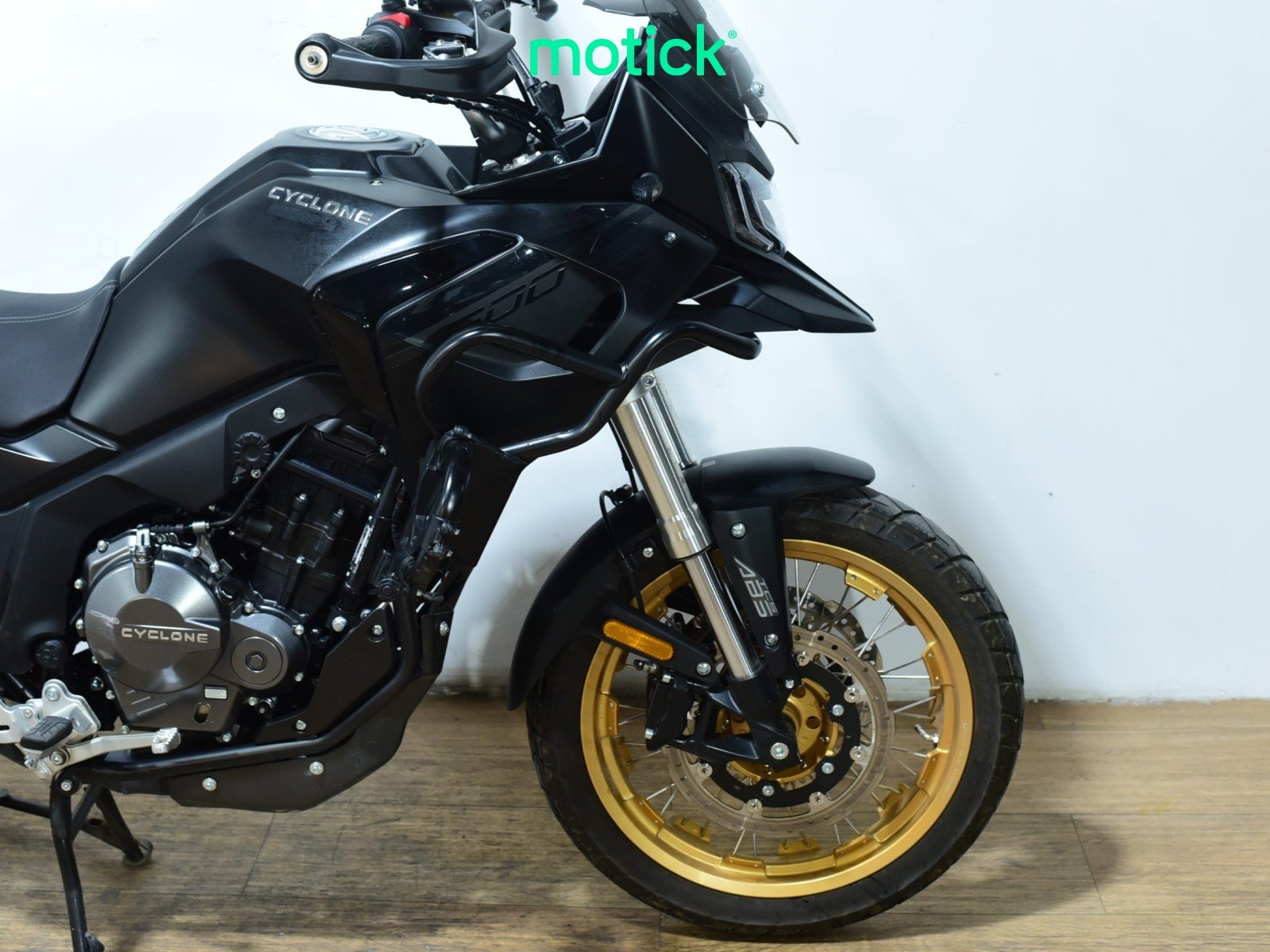 CYCLONE RX600 (A)