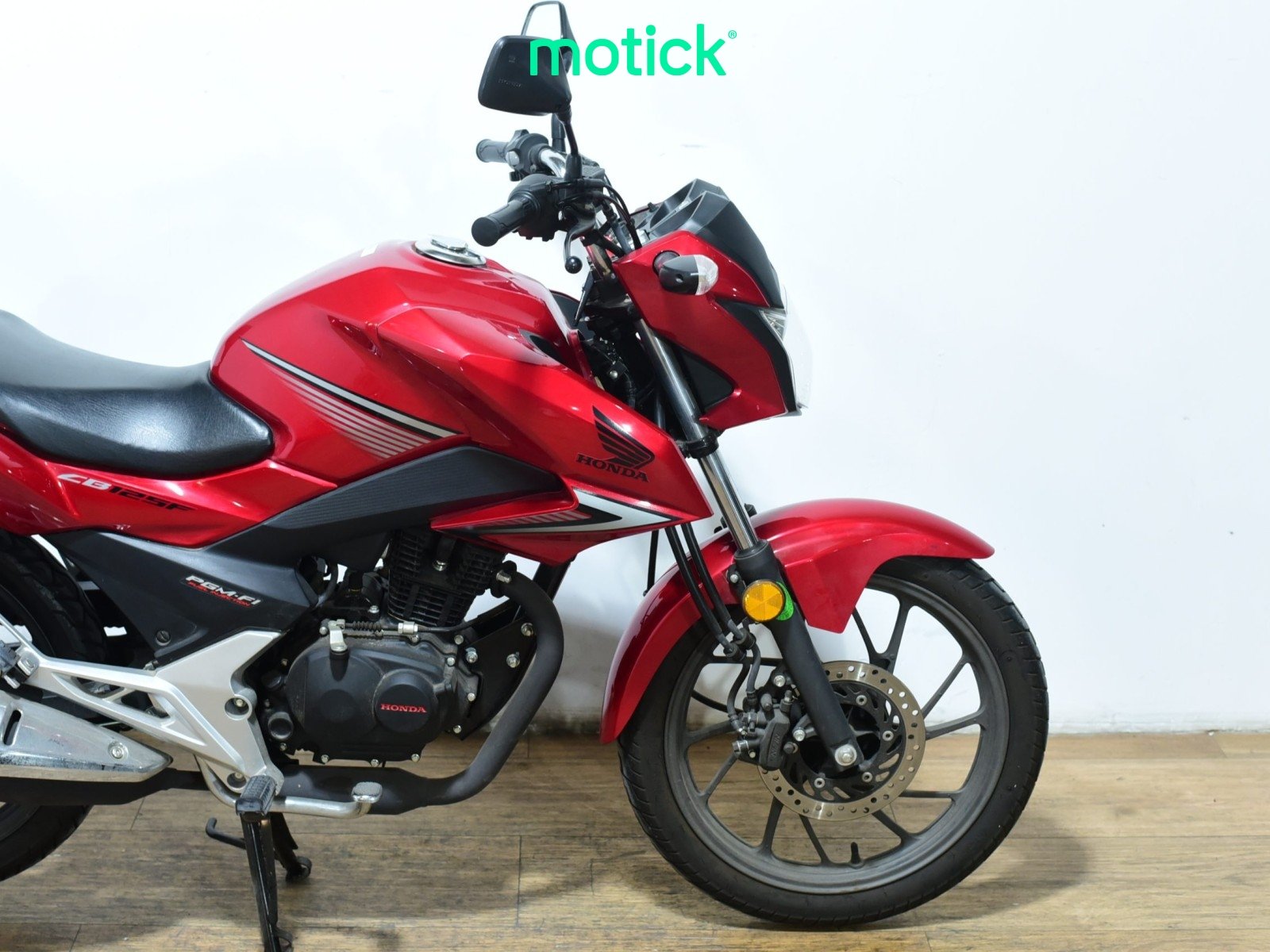 HONDA CB 125 F (TOP CASE)