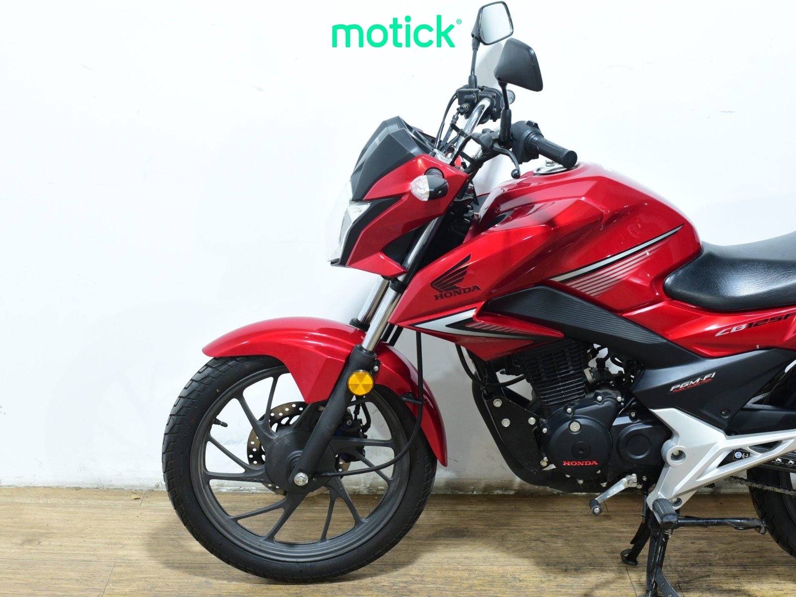 HONDA CB 125 F (TOP CASE)
