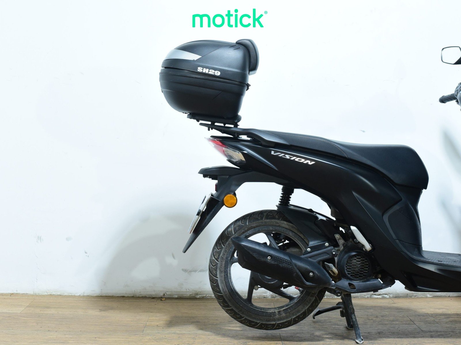 HONDA VISION 110 (TOP CASE)