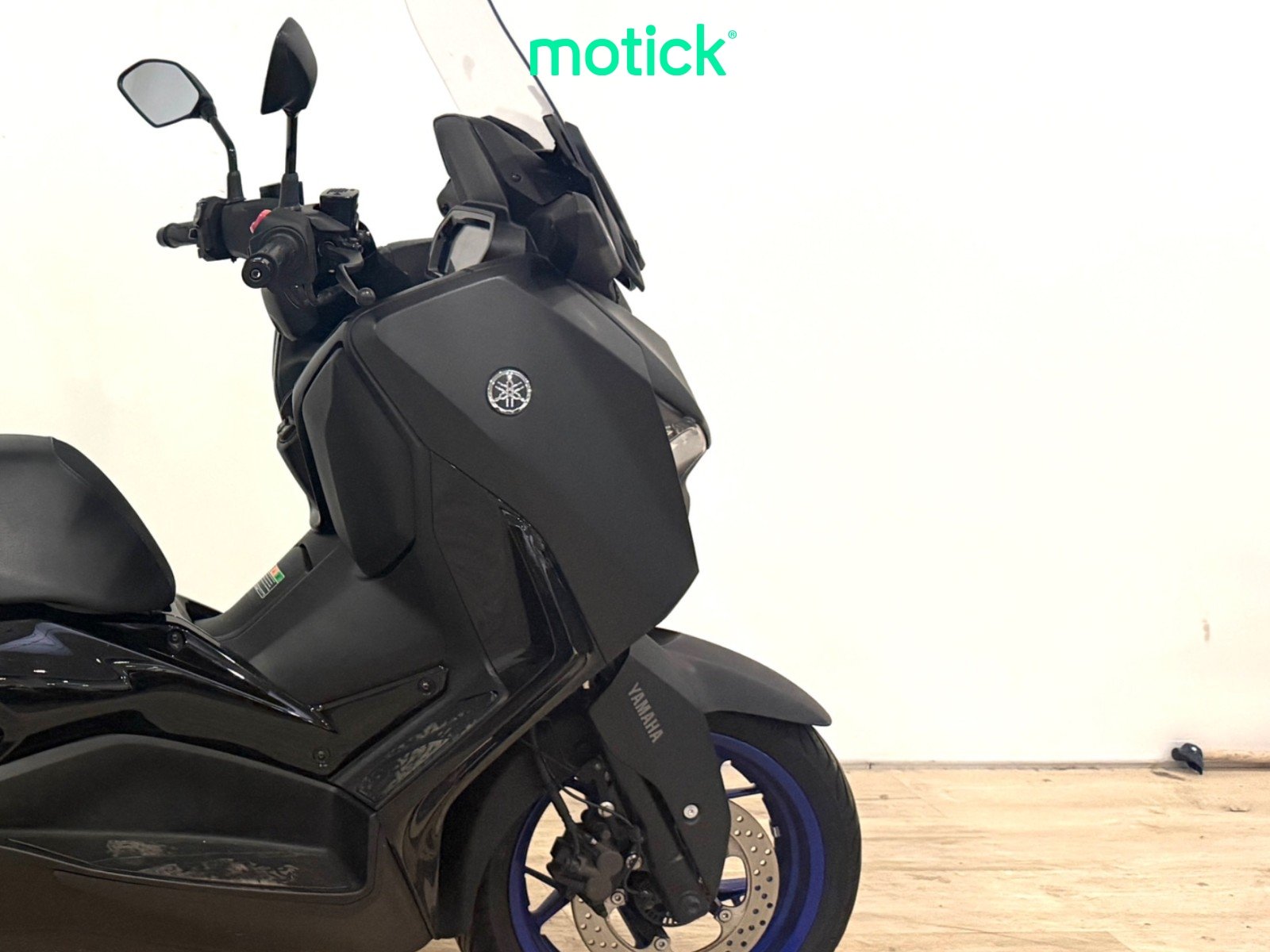 YAMAHA XMAX 300 (IVA DEDUCIBLE)