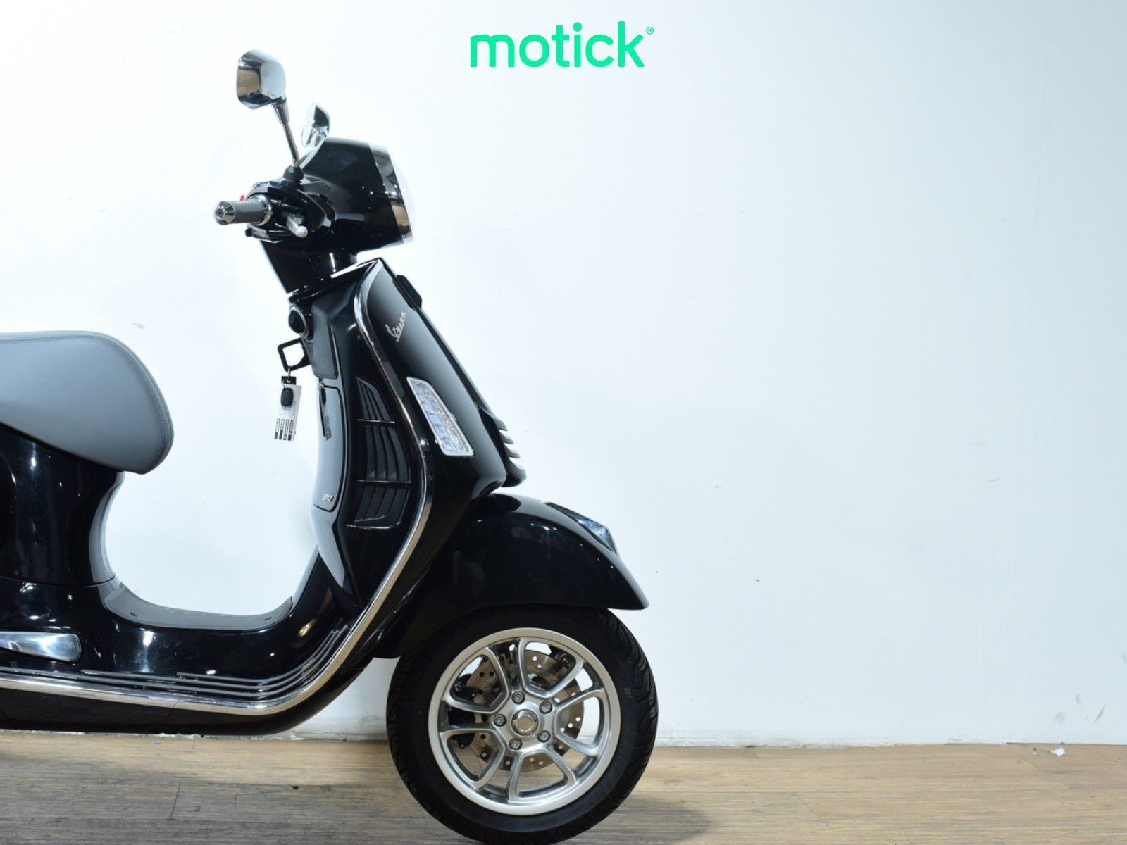 VESPA GTS 300 (IVA DEDUCIBLE)