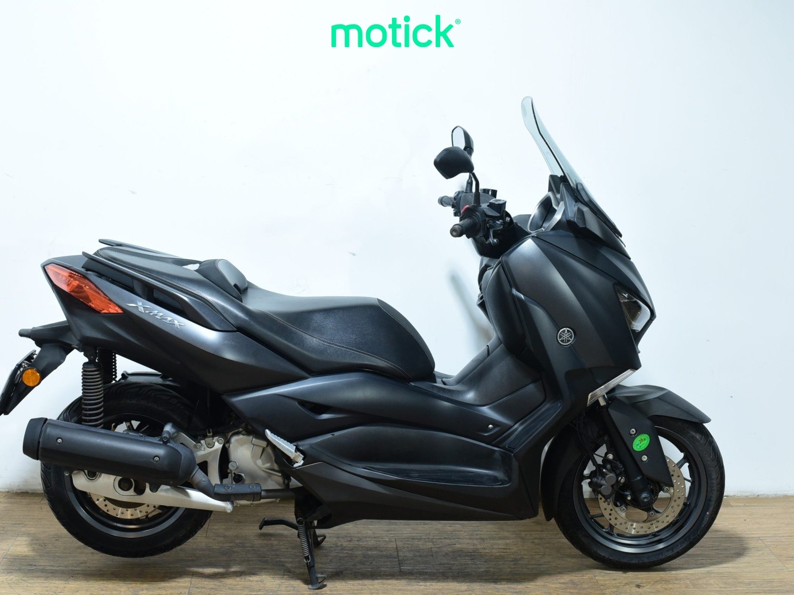YAMAHA XMAX 125