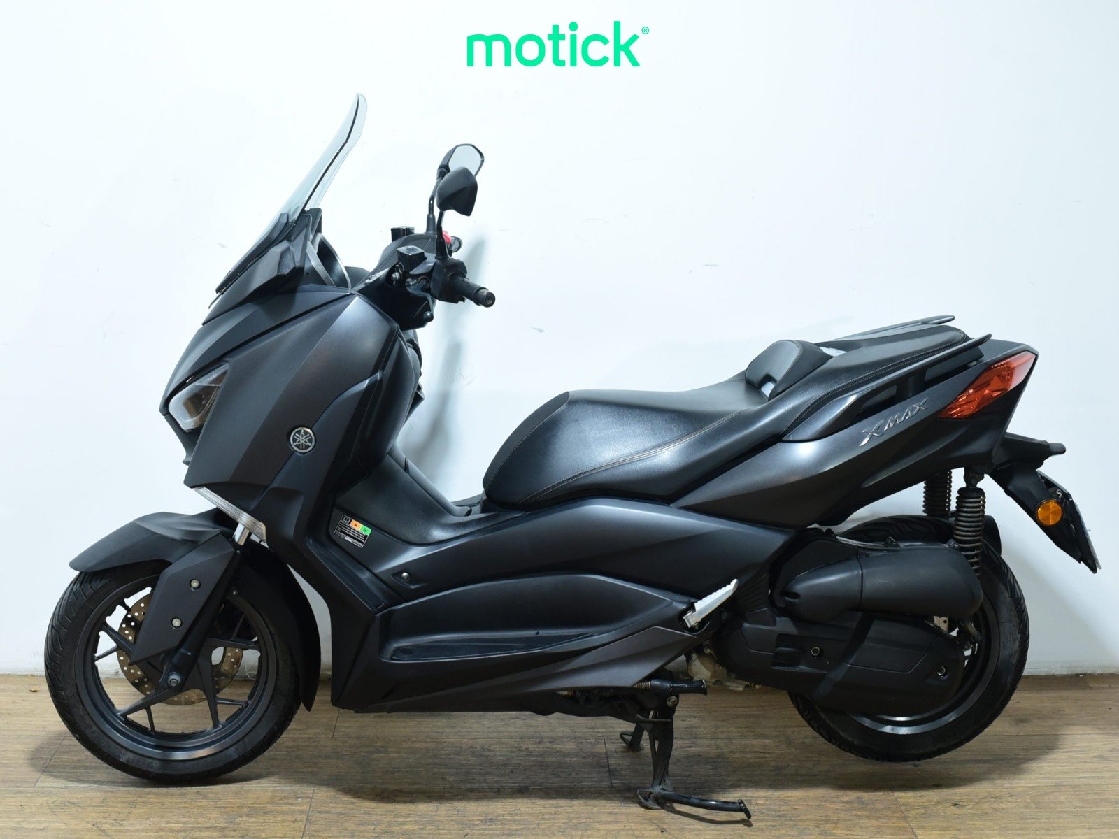 YAMAHA XMAX 125