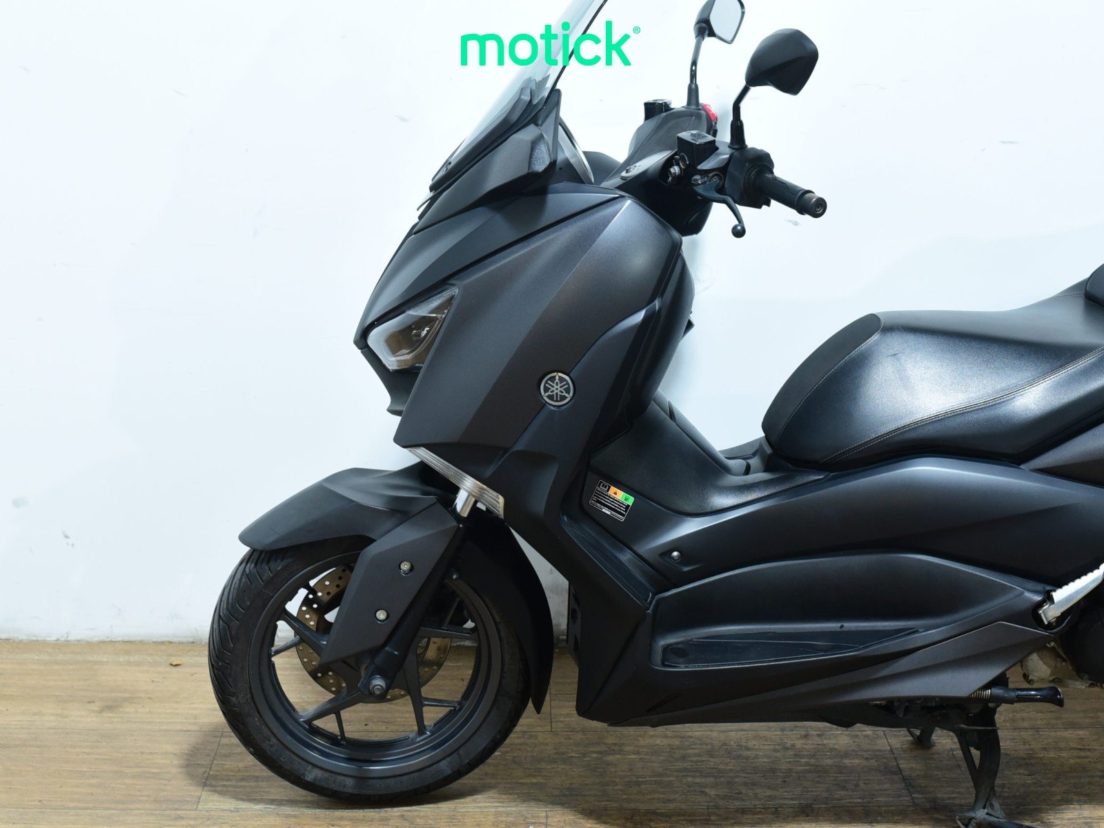 YAMAHA XMAX 125