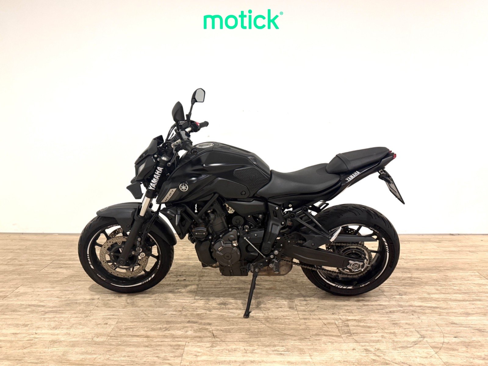 YAMAHA MT-07 (A2)