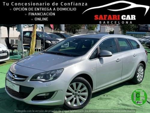 OPEL ASTRA SPORTS TOURER 1.6 136cv 2015 de segunda mano