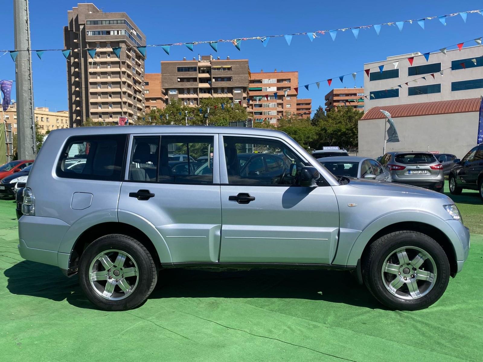 MITSUBISHI MONTERO 200CV3.2 5 