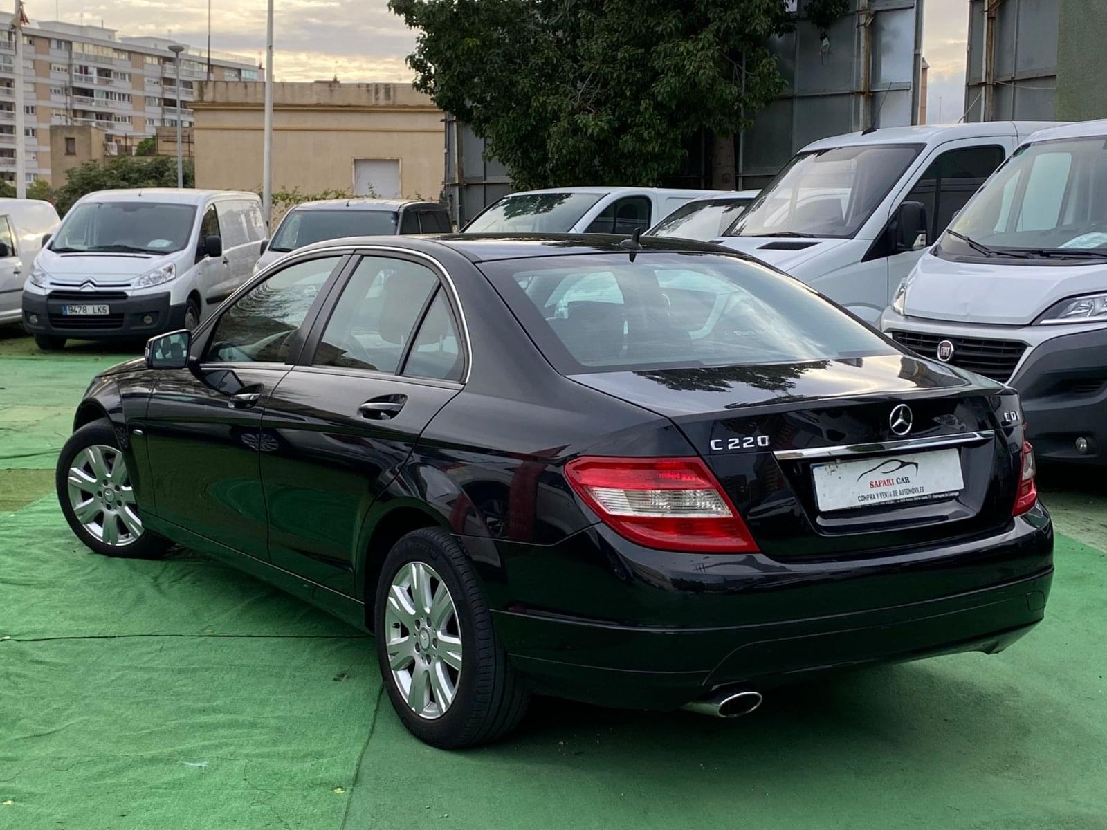 MERCEDES CLASE C 220CDI BE AVANTGARDE 17 