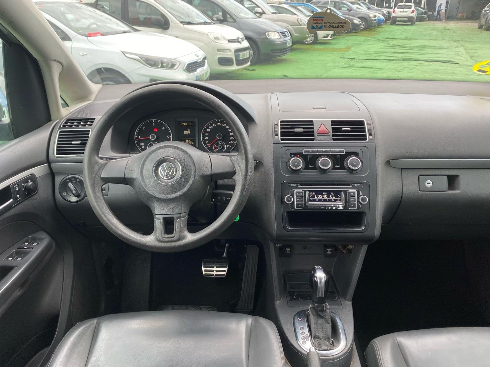 VOLKSWAGEN TOURAN 1.6 105CV 7p 9 
