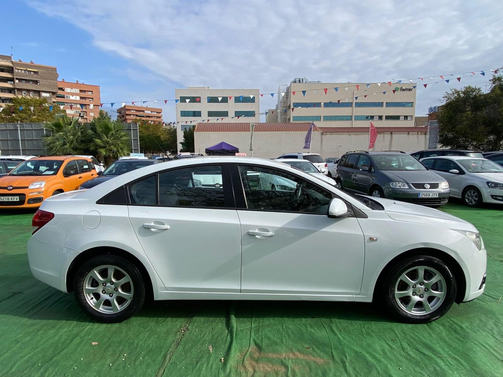 CHEVROLET CRUZE 2.0 163cv VCDi LT Clima 5 