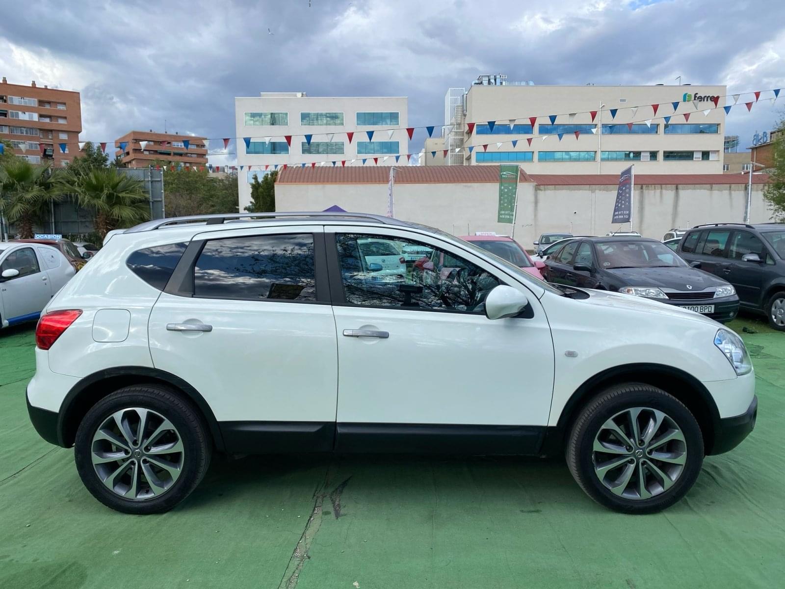 NISSAN QASHQAI 2.0 140CV 5 