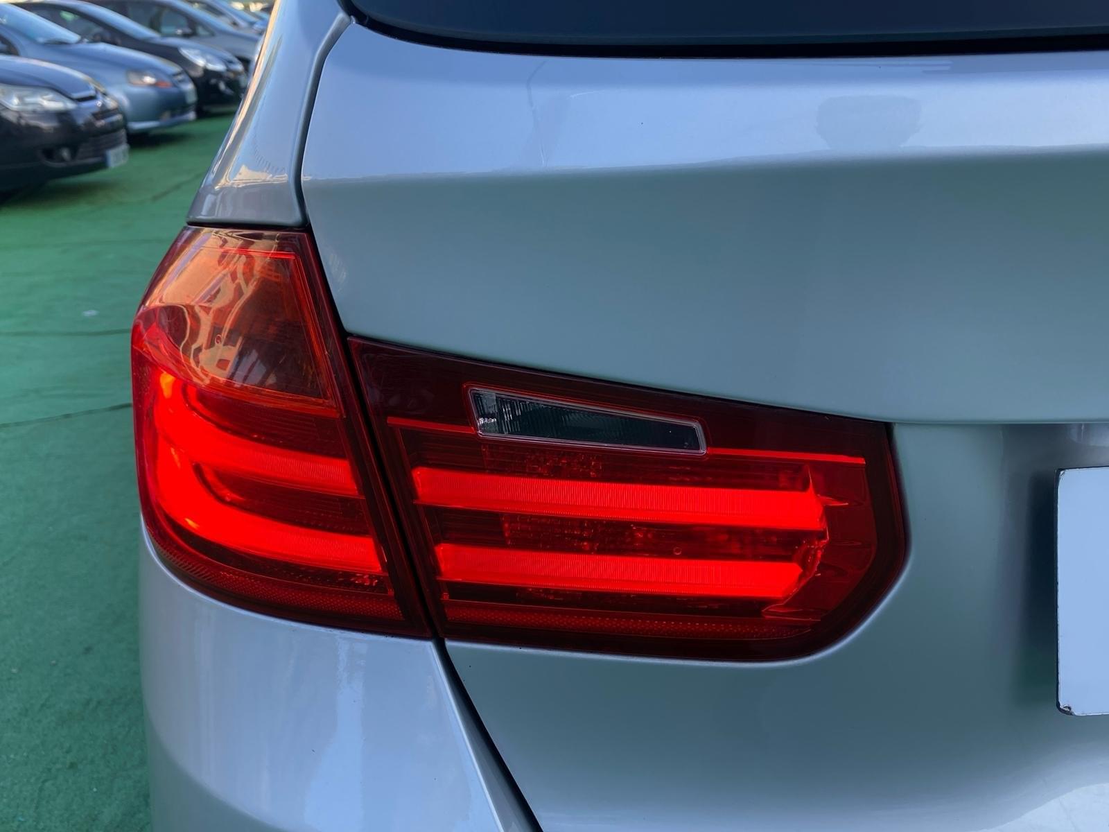BMW 320D  2.0 184CV 7 