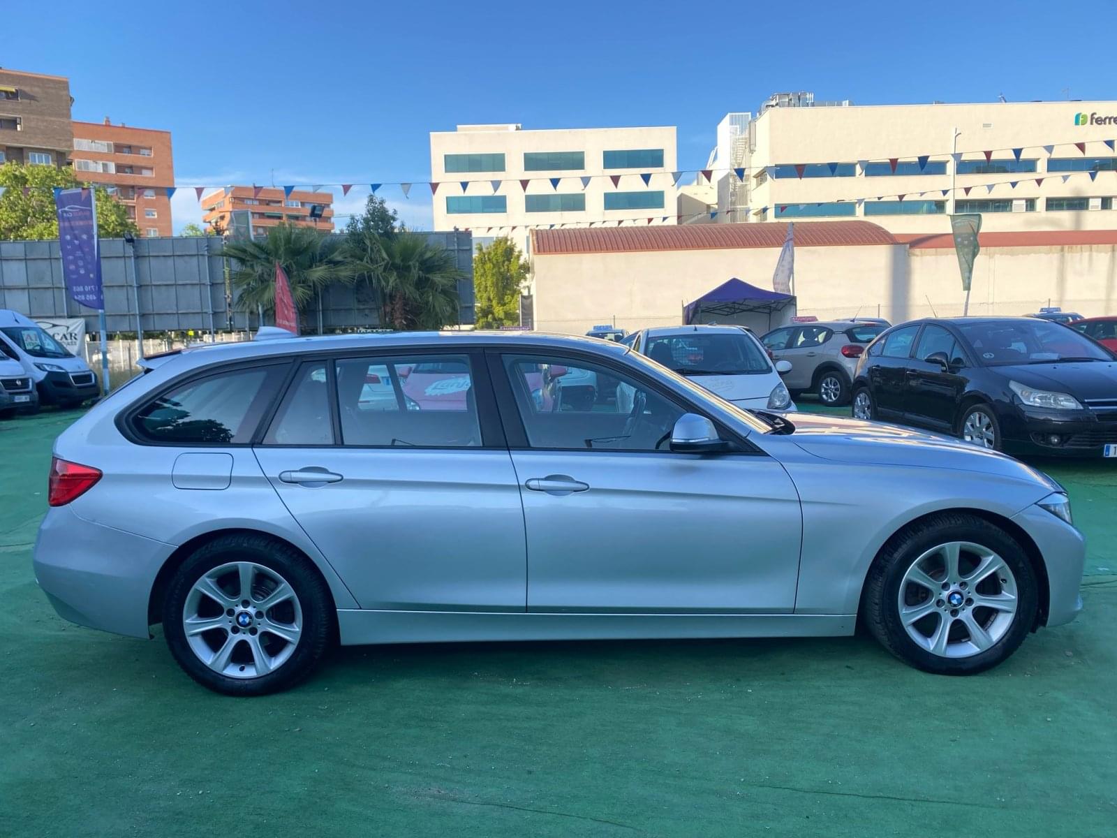 BMW 320D  2.0 184CV 23 