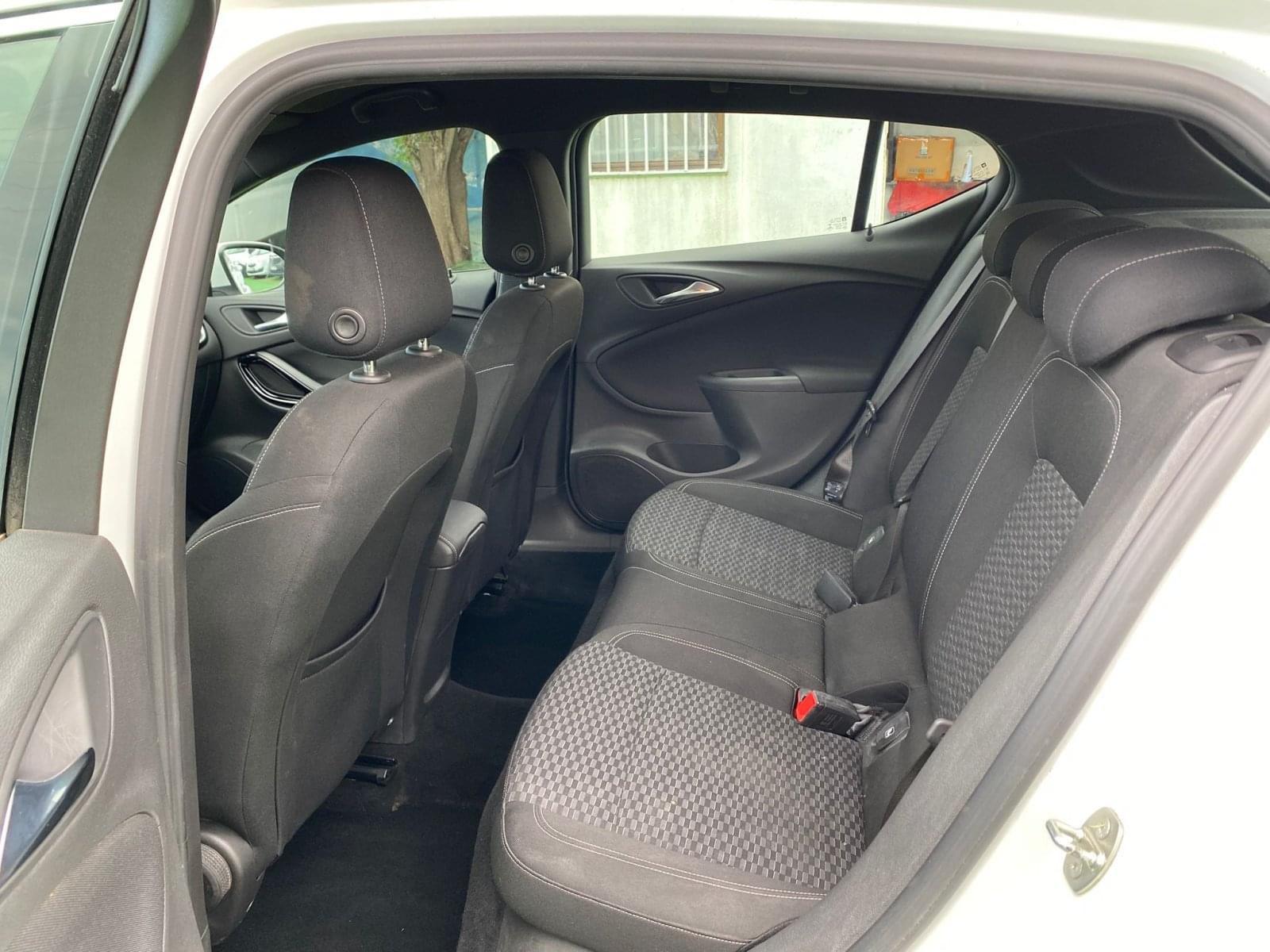 OPEL ASTRA 1.6 CDTi 110 CV Selective 17 