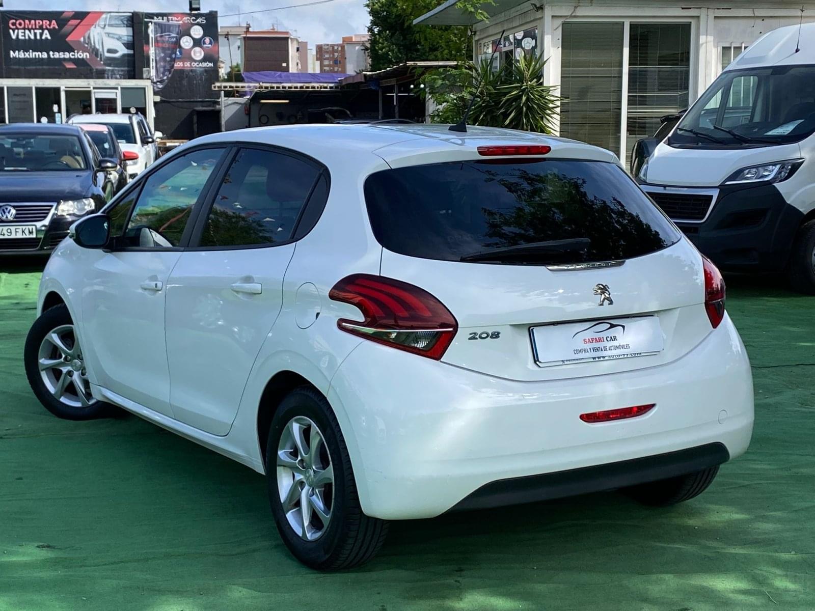 PEUGEOT 208 1.2 82CV 18 