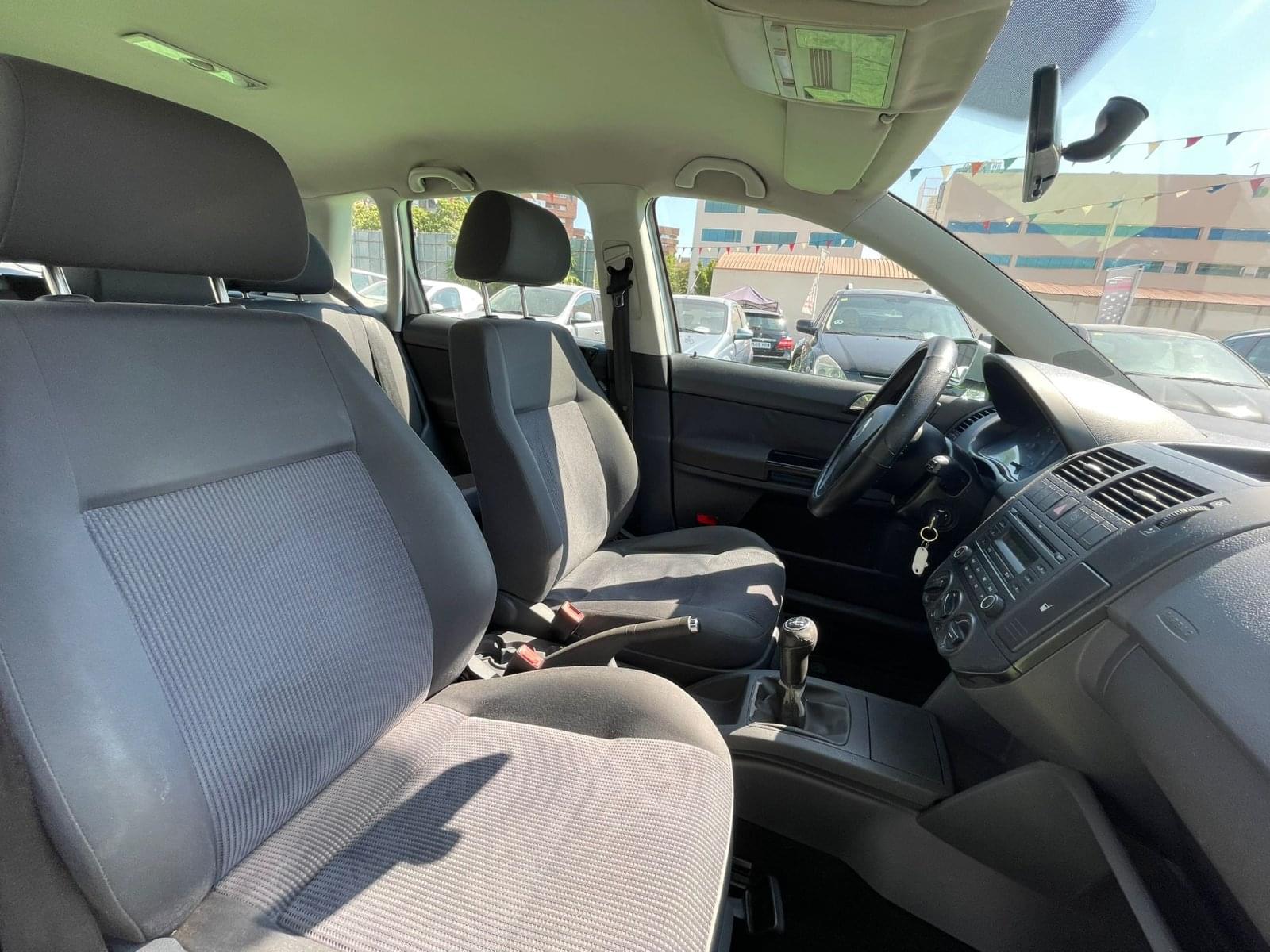 VOLKSWAGEN POLO 1.4 80CV 10 