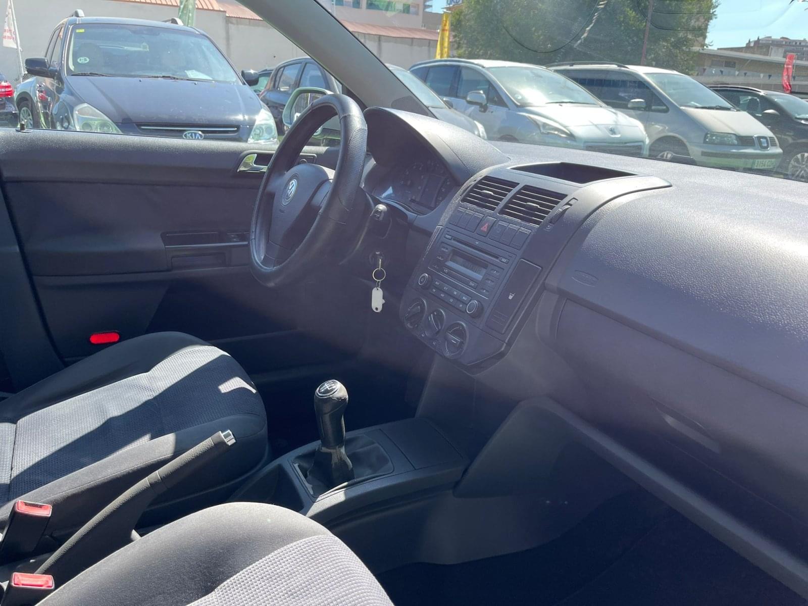 VOLKSWAGEN POLO 1.4 80CV 9 
