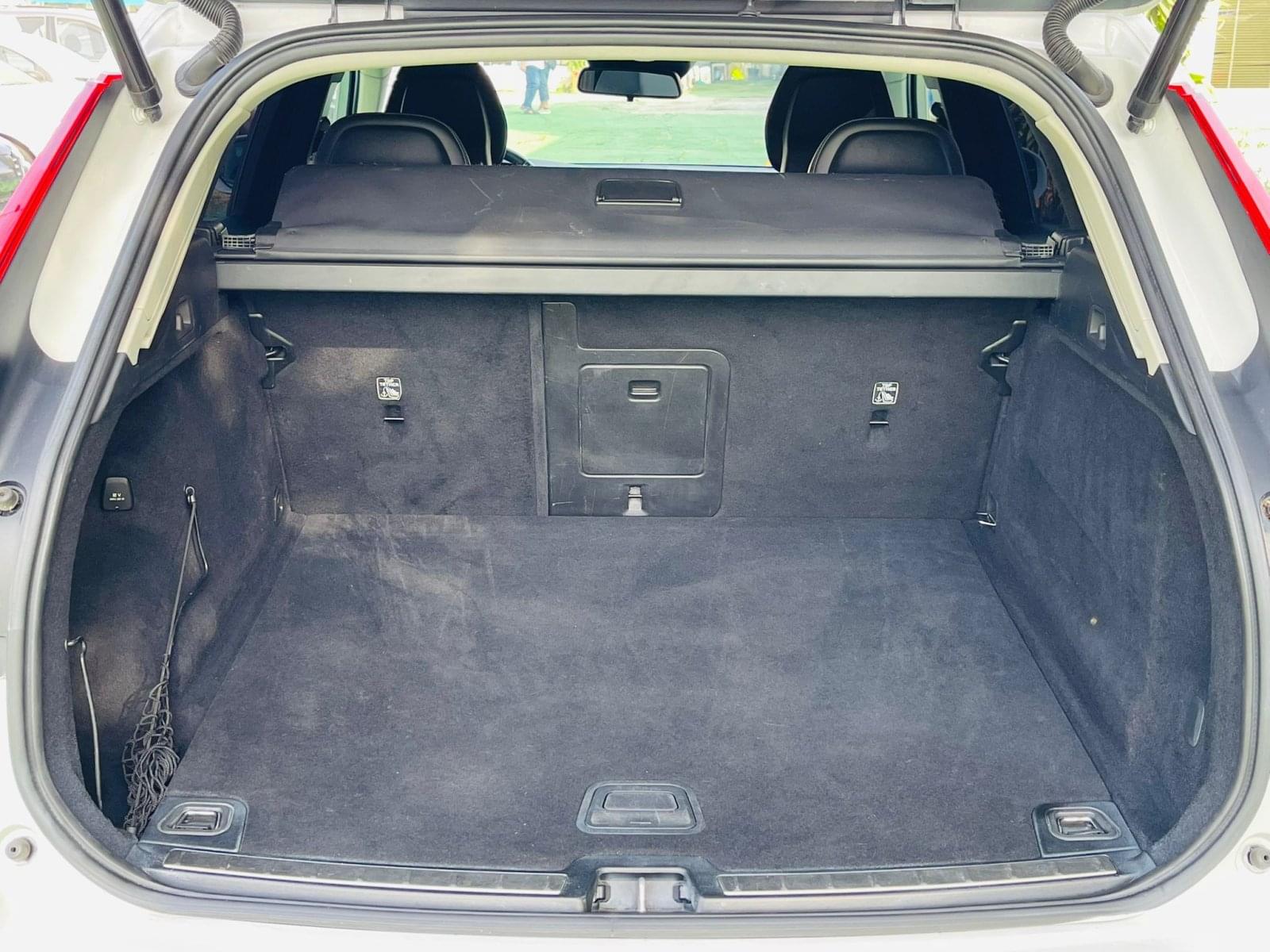 VOLVO XC60 2.0 190CV 27 