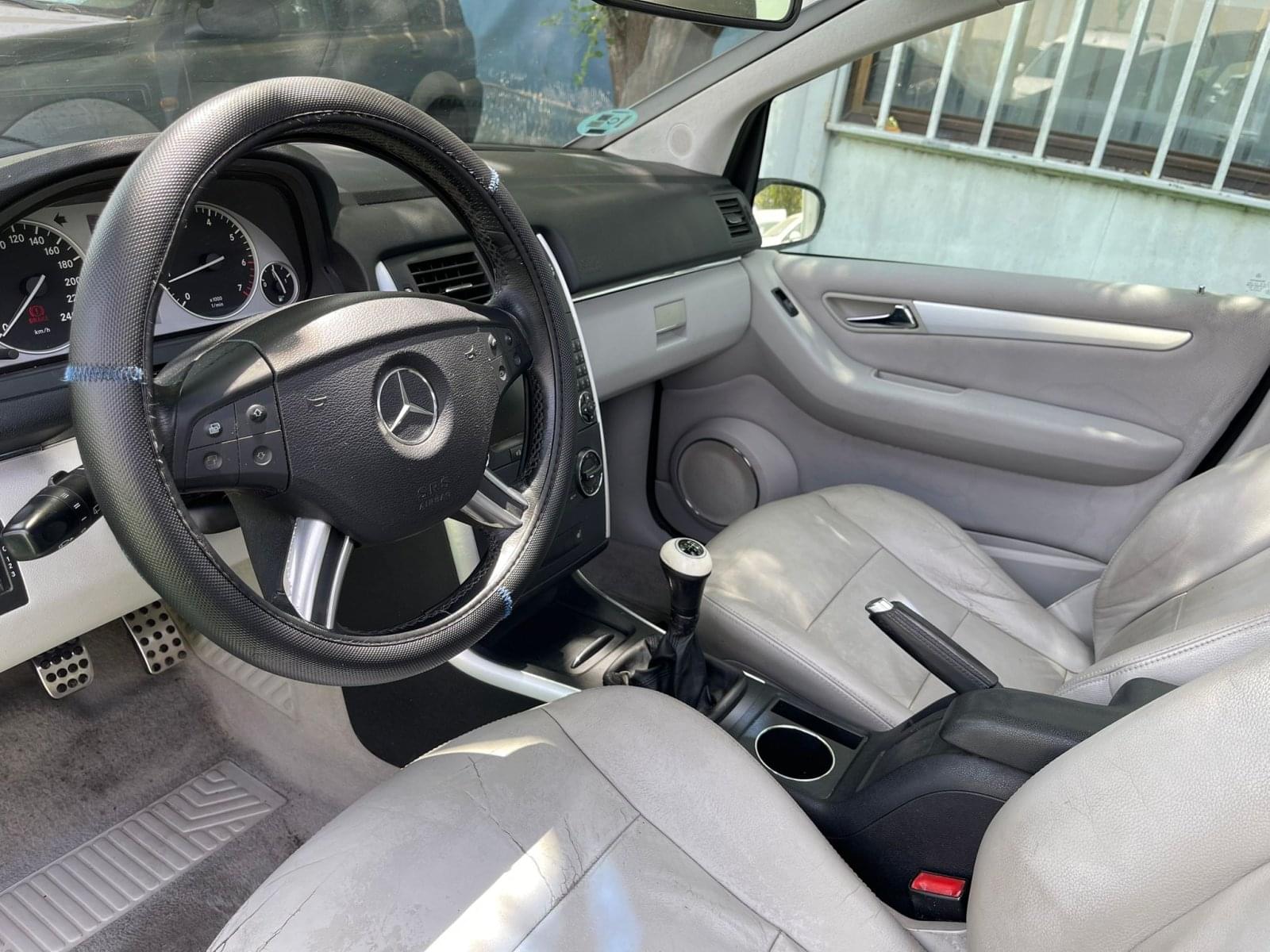 MERCEDES B 200 TURBO 8 