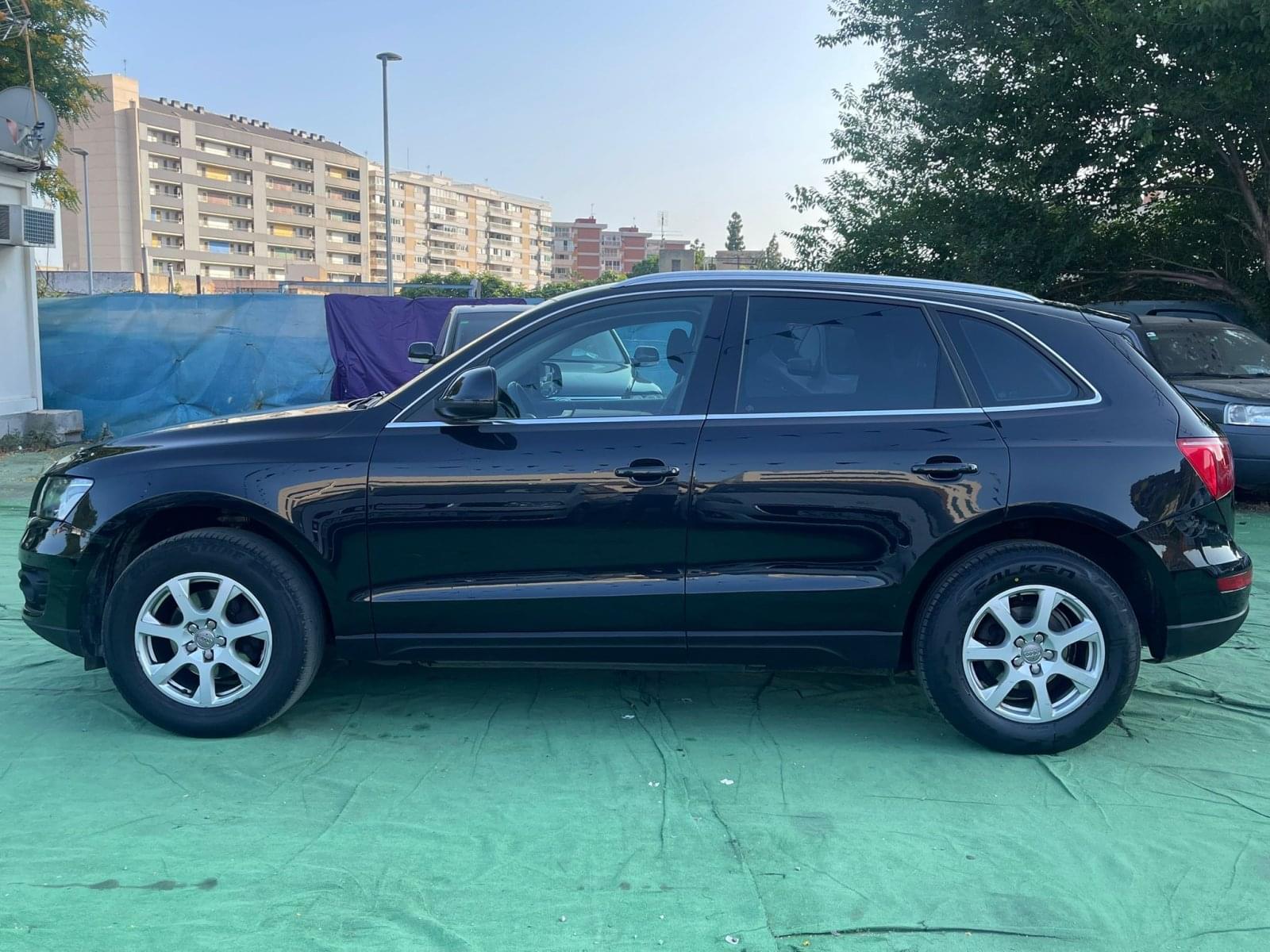 AUDI Q5 2.0 TDI QUATTRO 6 