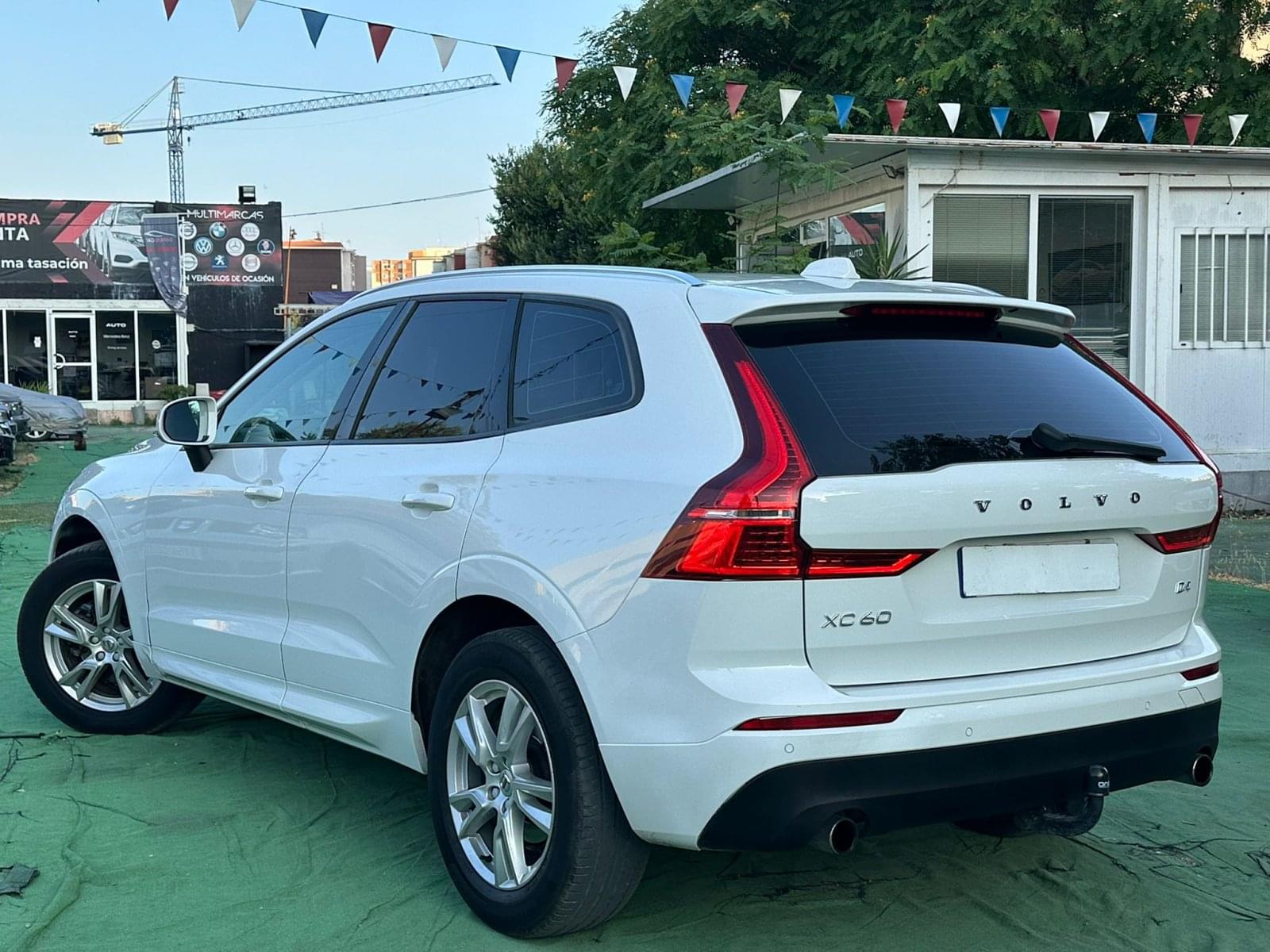 VOLVO XC60 II DA AWD 15 