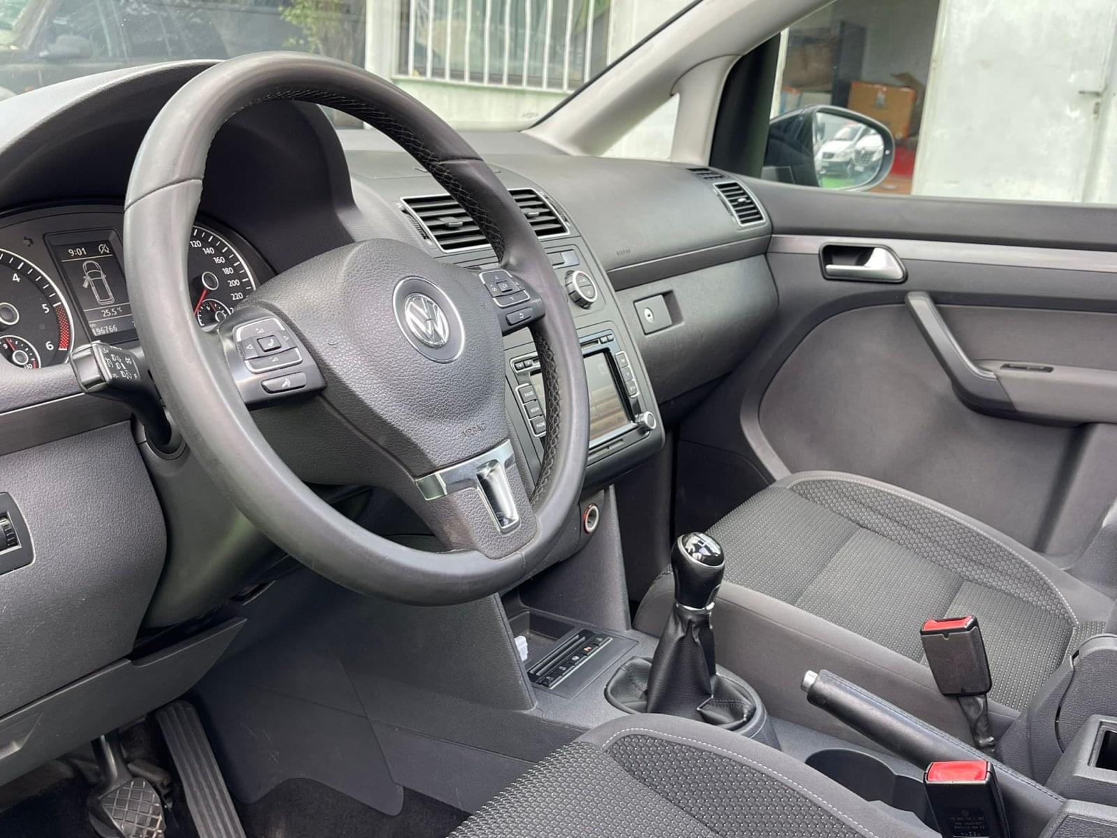 VOLKSWAGEN TOURAN 2.0 140CV 9 