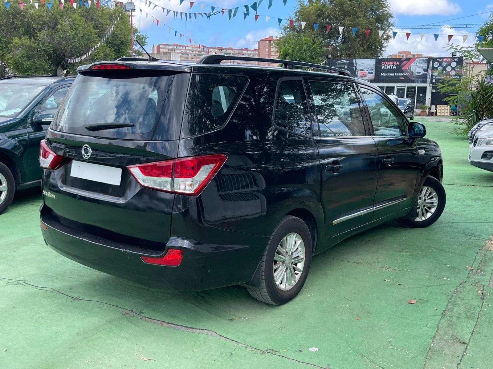 SSANGYONG RODIUS 2.2 178CV 22 