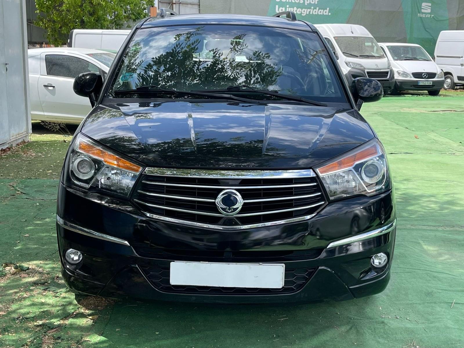 SSANGYONG RODIUS 2.2 178CV 2 